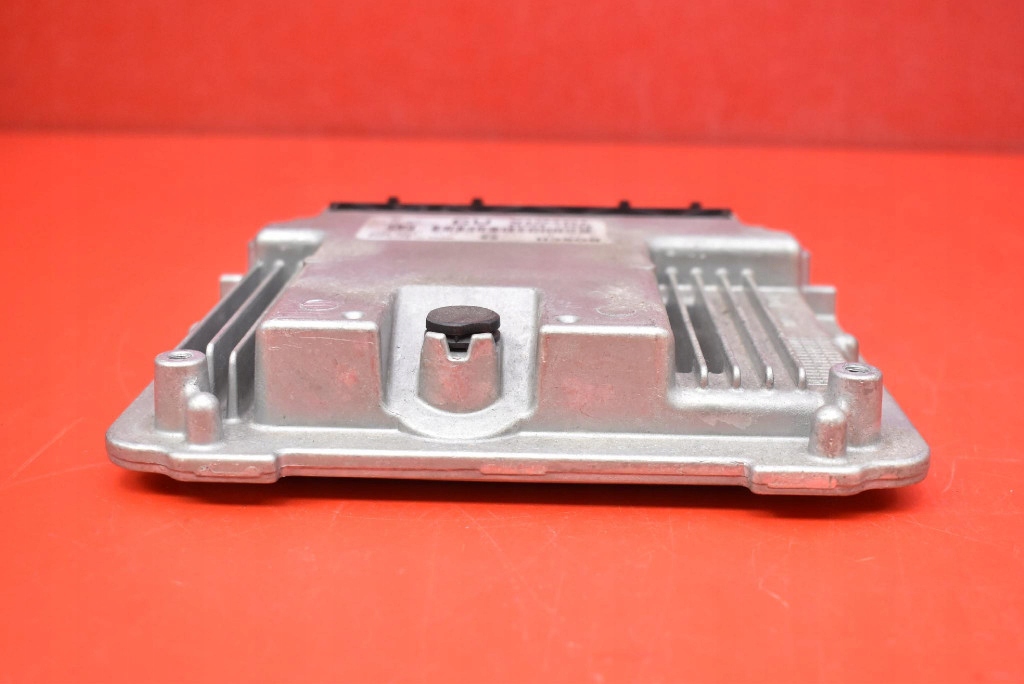 control unit computer of the engine 89661-02A90 TOYOTA COROLLA IX E12 1.4 D-4D 90 KM