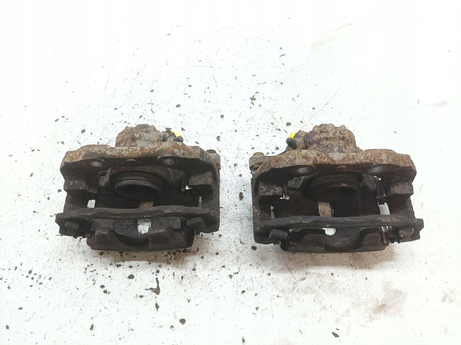caliper brake right left front 1.6 VTI KPL Citroen DS3 and (2009- )