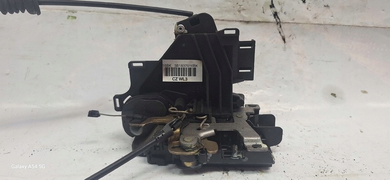 lock door VW POLO 3B1837016BK