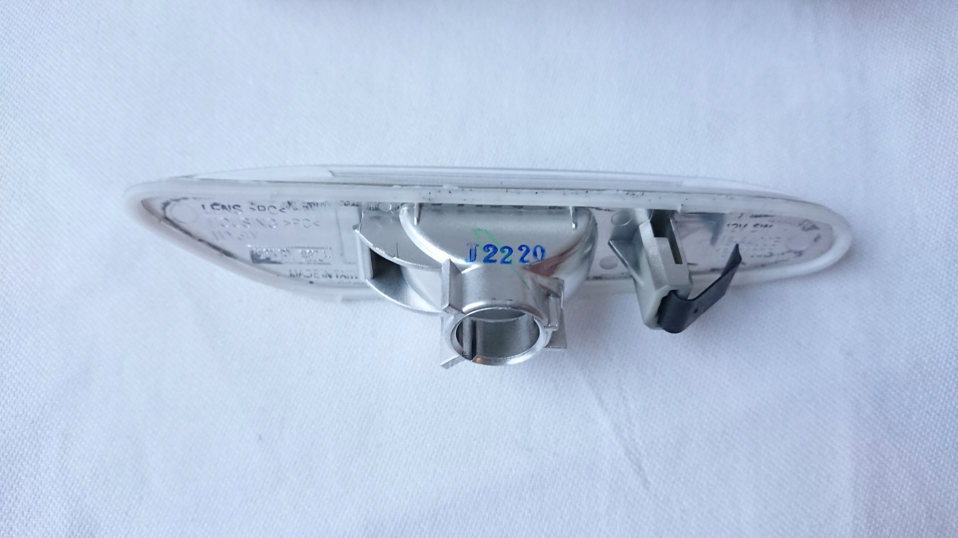 KIERUNKOWSKAZ BOCZNY LEWY + PRAWY BMW 1 E81 E87 Kolor klosza biały