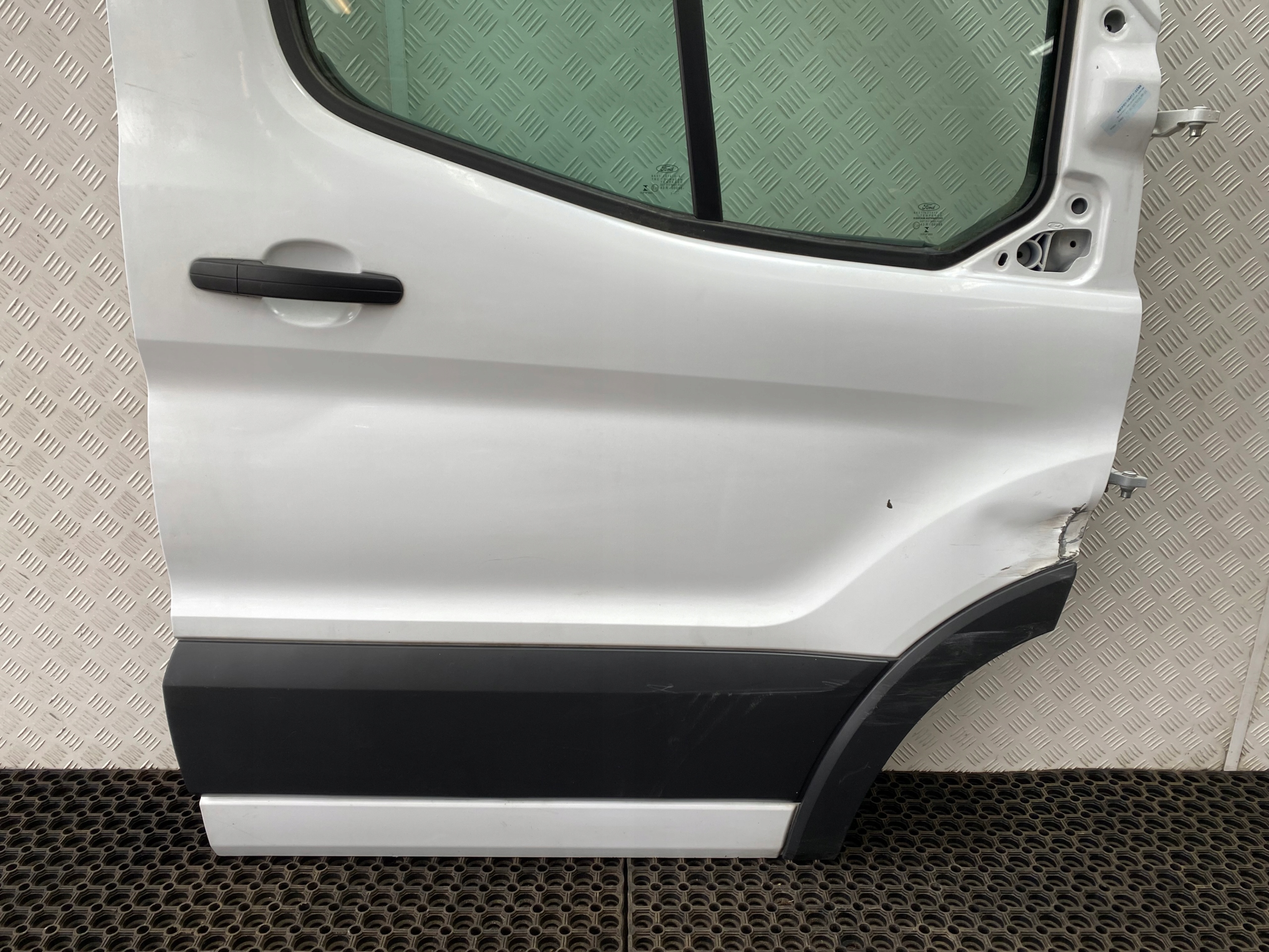 FORD TRANSIT MK8 13-25 door front right complete front FROZEN WHITE OE