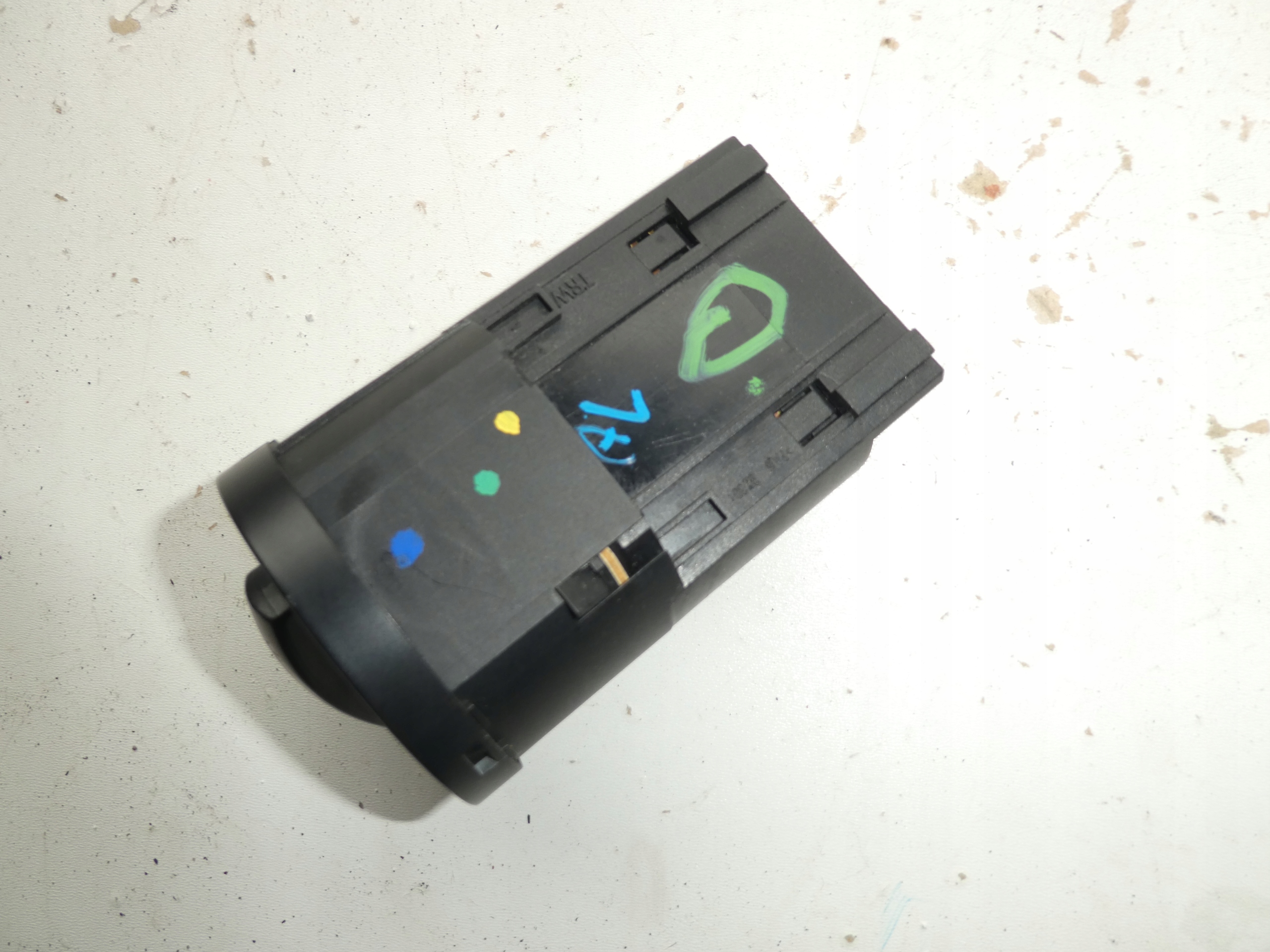 light switch VW POLO IV 9N 6Q0941531B