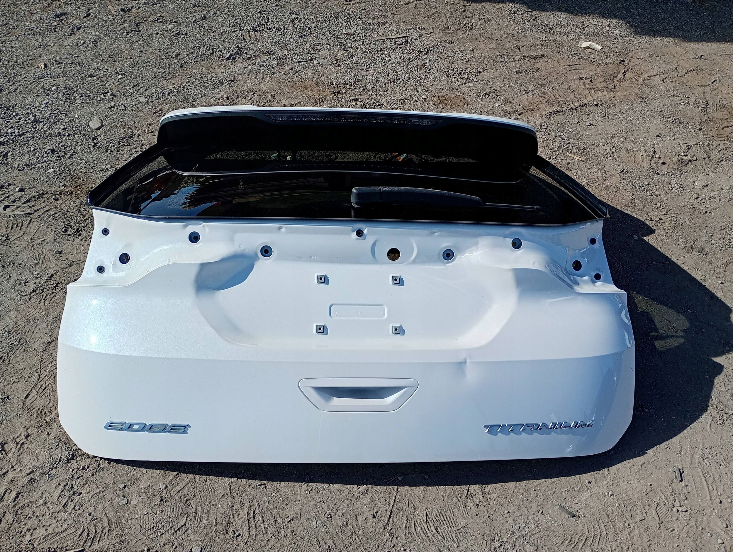 trunk door cover boot rear part rear cap window Ford Edge II 2015