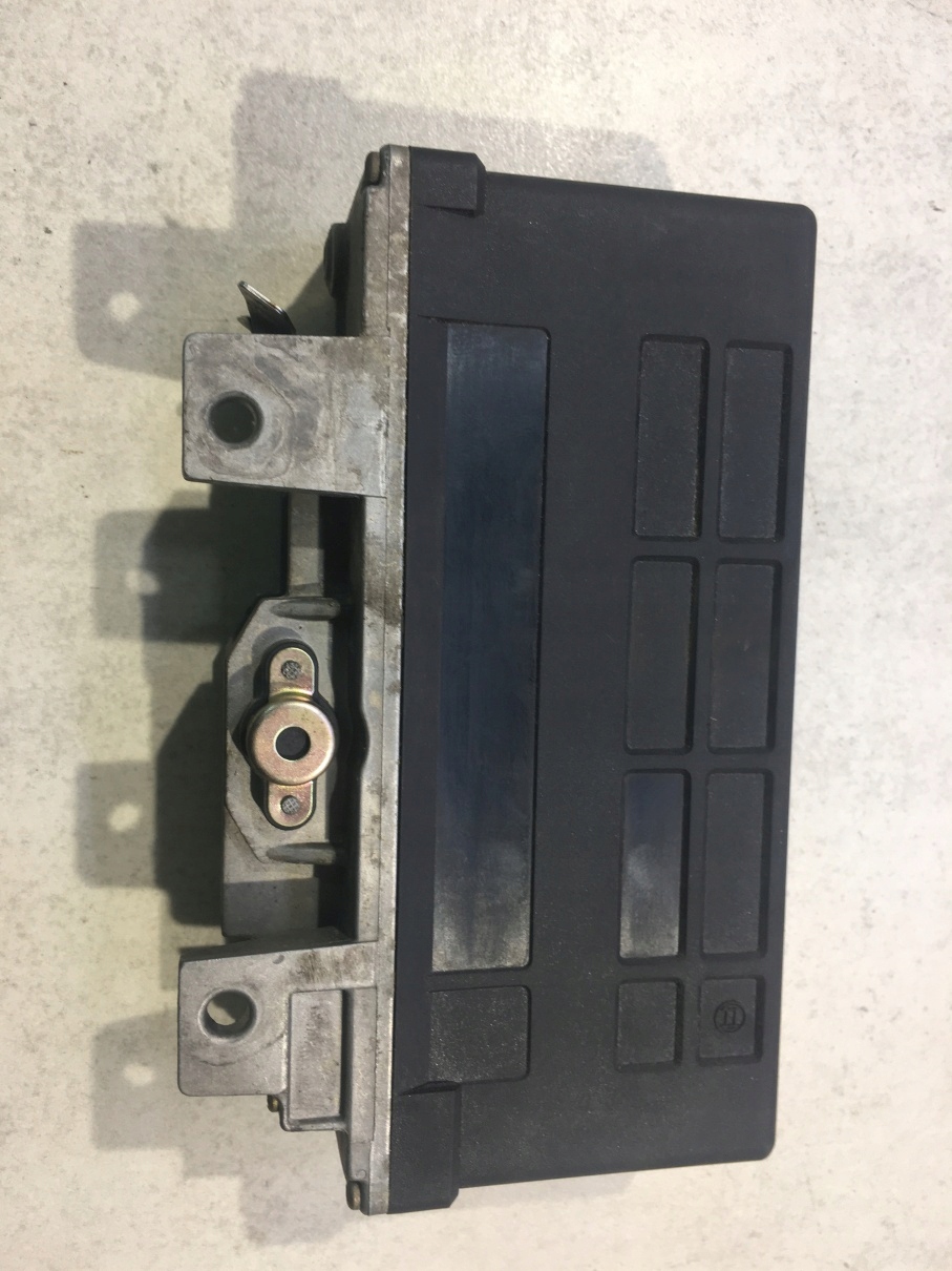 control unit of the engine W202 1.8 0265101040 0125457432