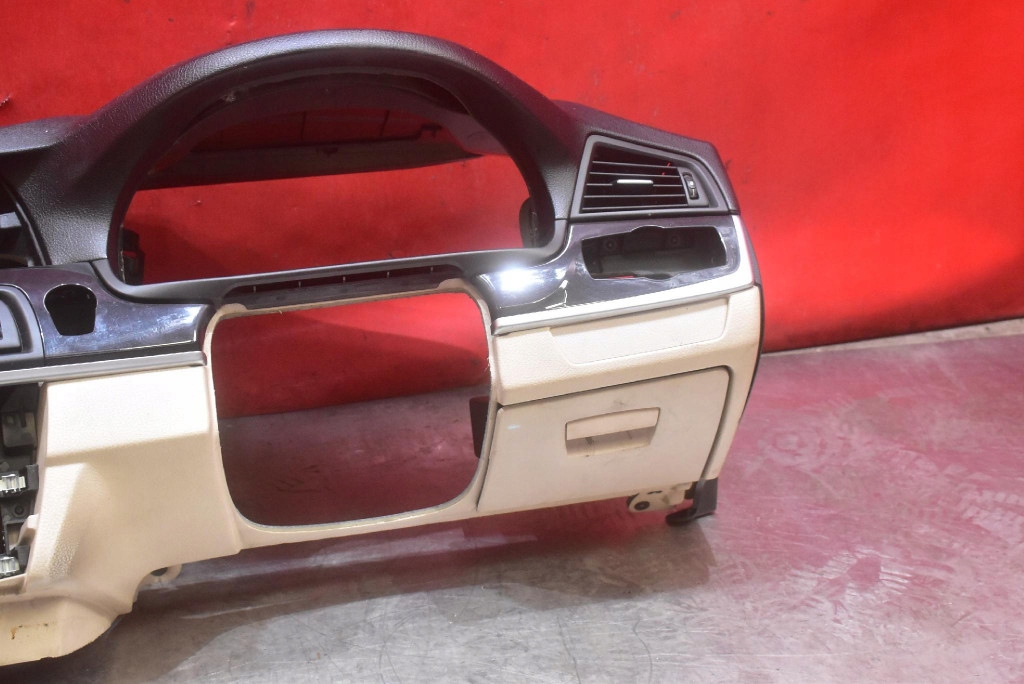 dashboard instrument panel console cockpit airbag UK BMW F10 09-13