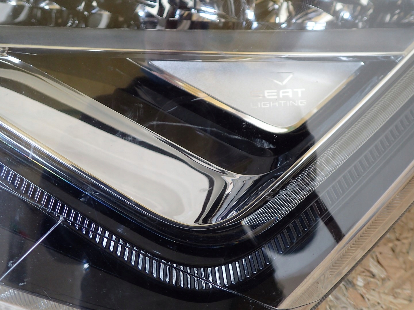 light left left FULL LED SEAT ATECA 576941007F