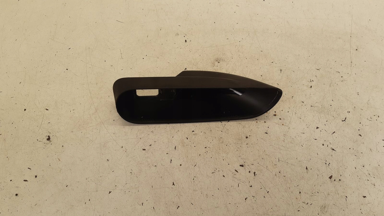 spoiler relingu left front Citroen Berlingo III 1,6 HDI