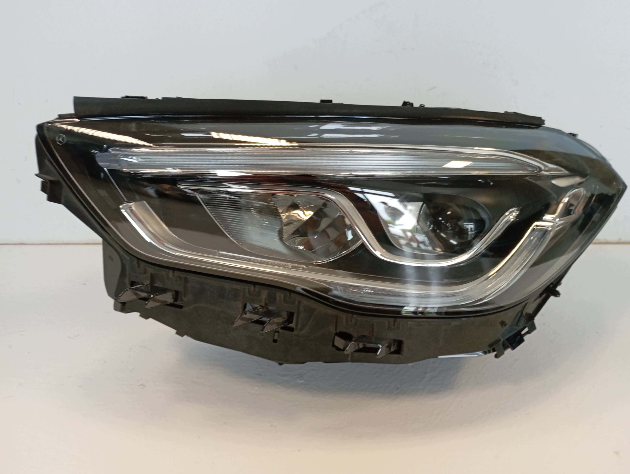 light left FULL LED MERCEDES GLA 247 A2479066301
