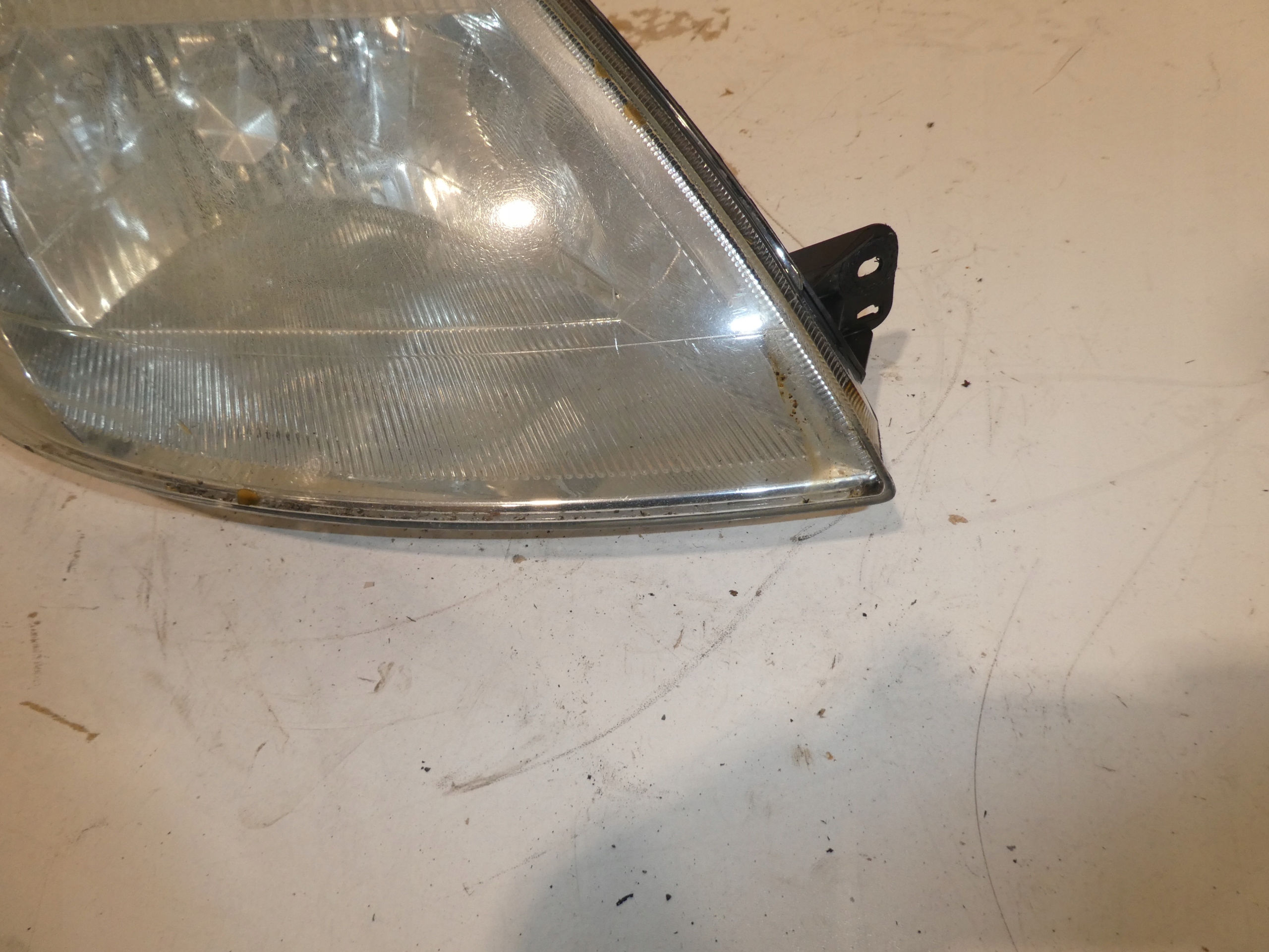 light right front FORD FIESTA MK5 V