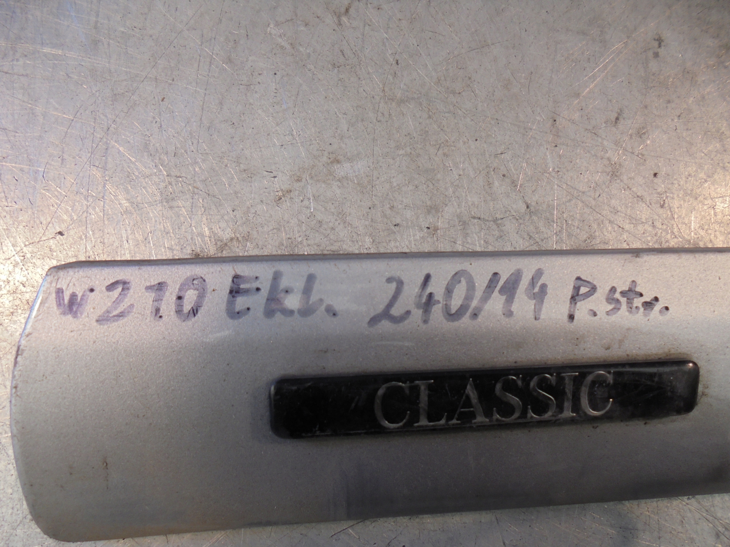 MODANATURA PARAFANGO PP MERCEDES W210 2106908862
