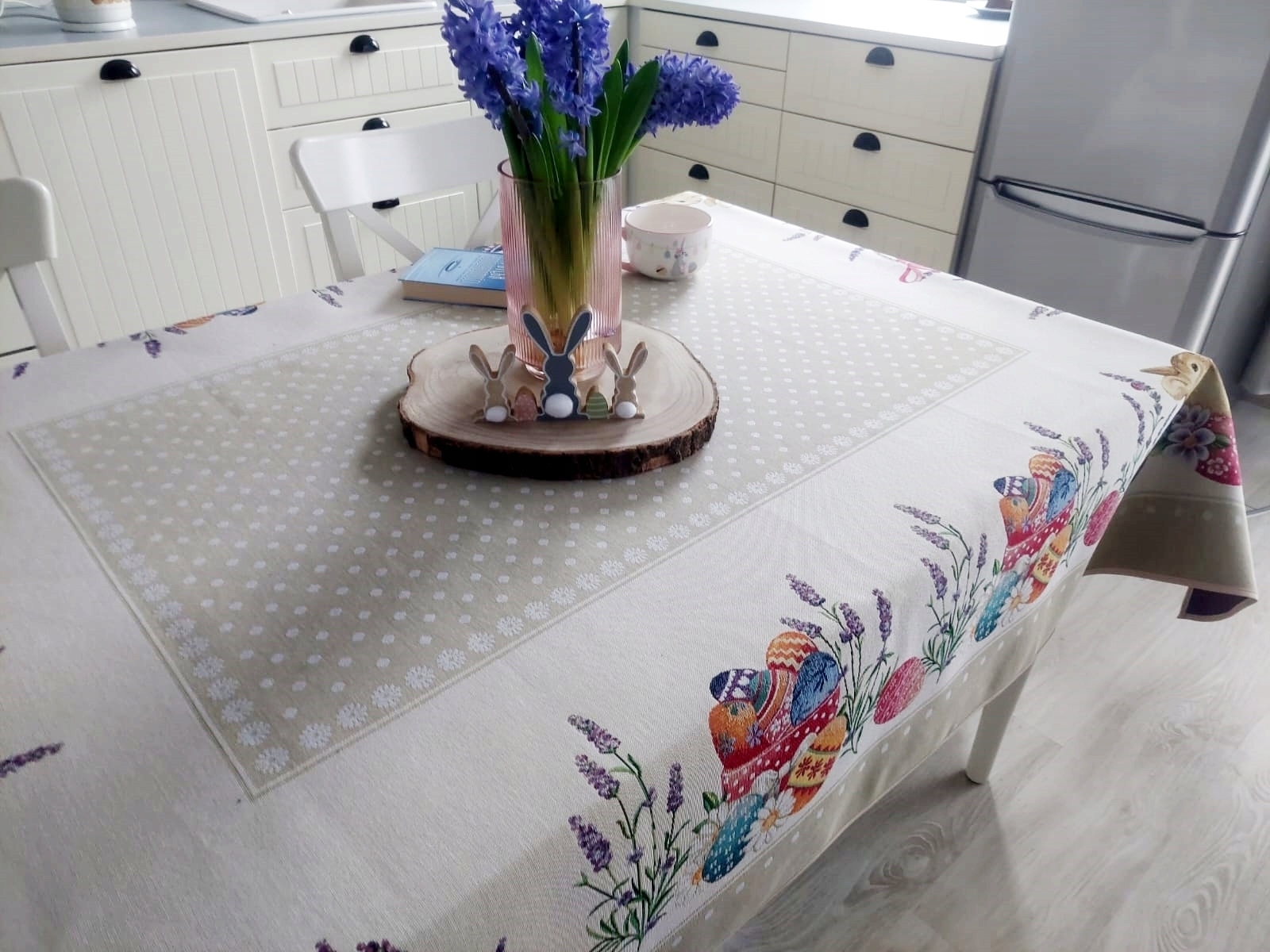 Velikonoční ubrus 140x180 cm V54 zajíčci