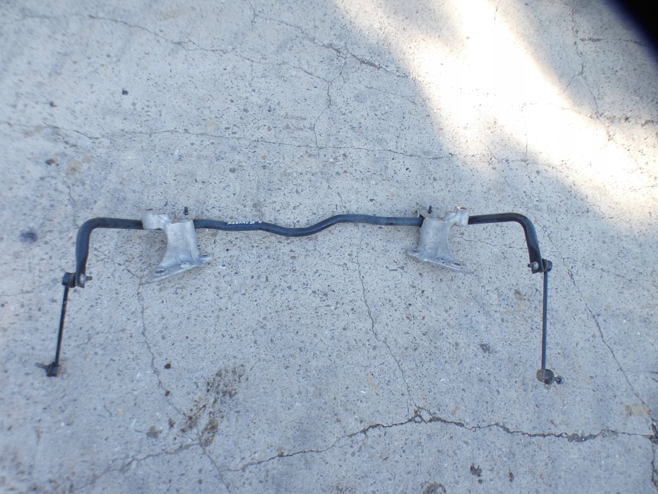 RQ184 Renault Megane IV ^ anti roll bar front front 546116493R AR