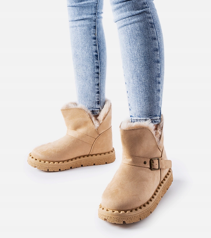 Beżowe ocieplane śniegowce z wycięciem 27041 rozmiar 38