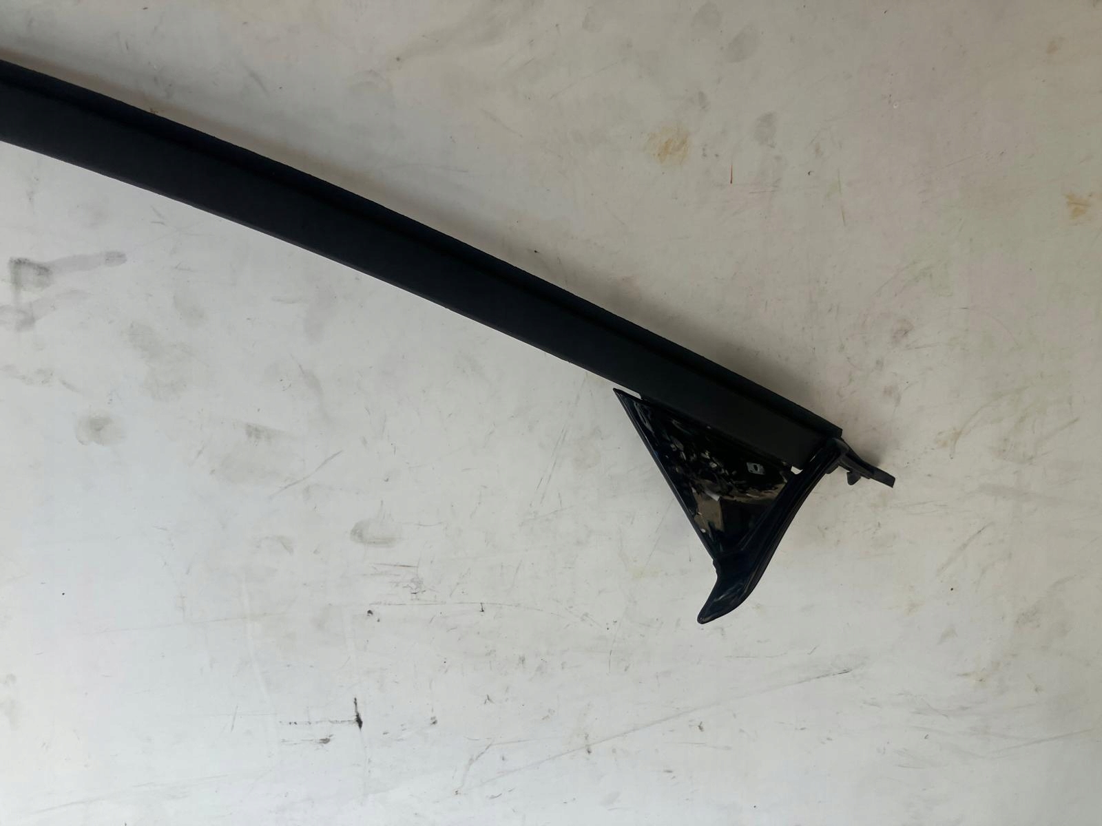 moulding CHROM door upper right front CITROEN C4 PICASSO II 9677096480