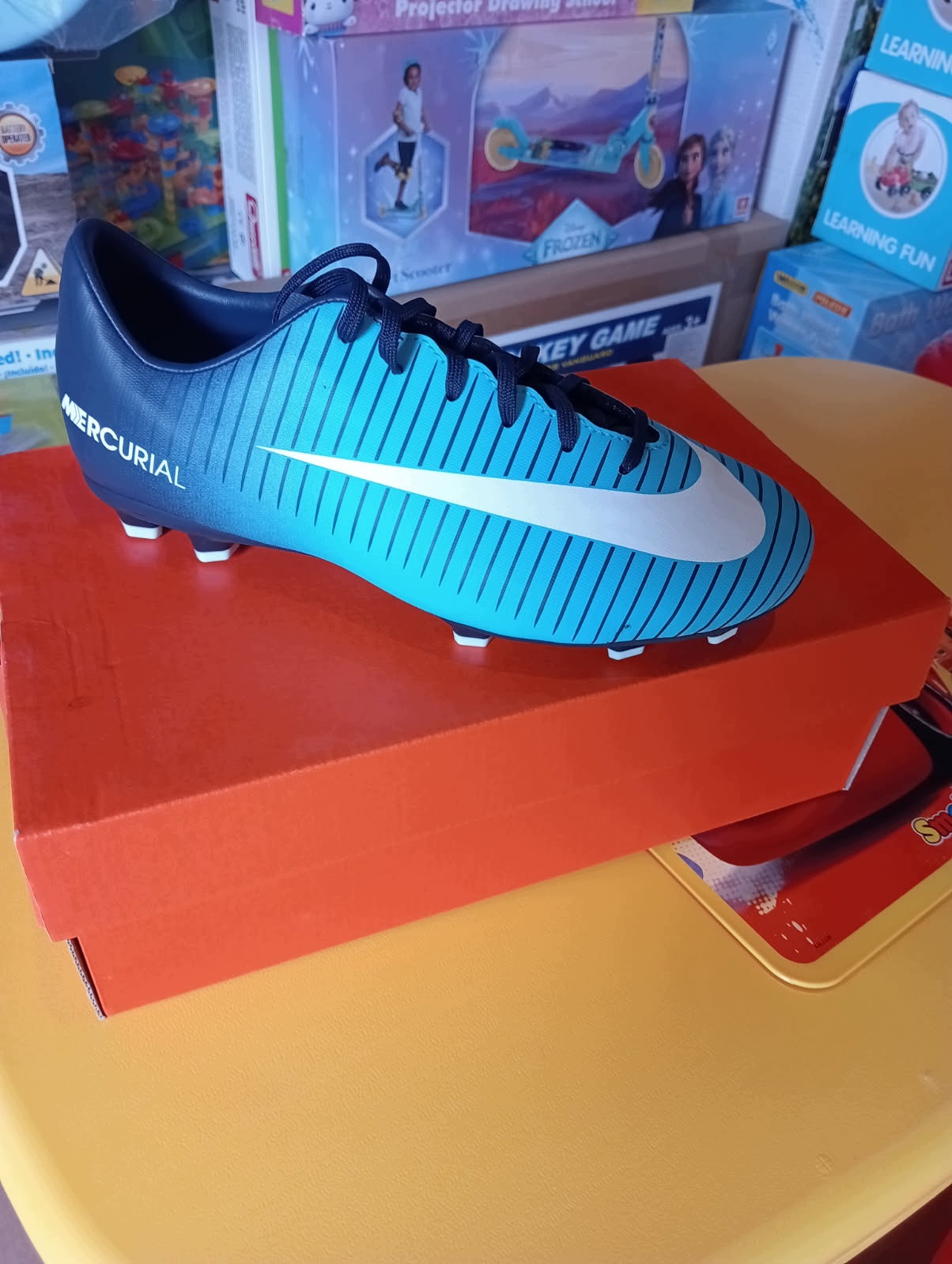 B7298-36 Buty Nike Mercurial Victory