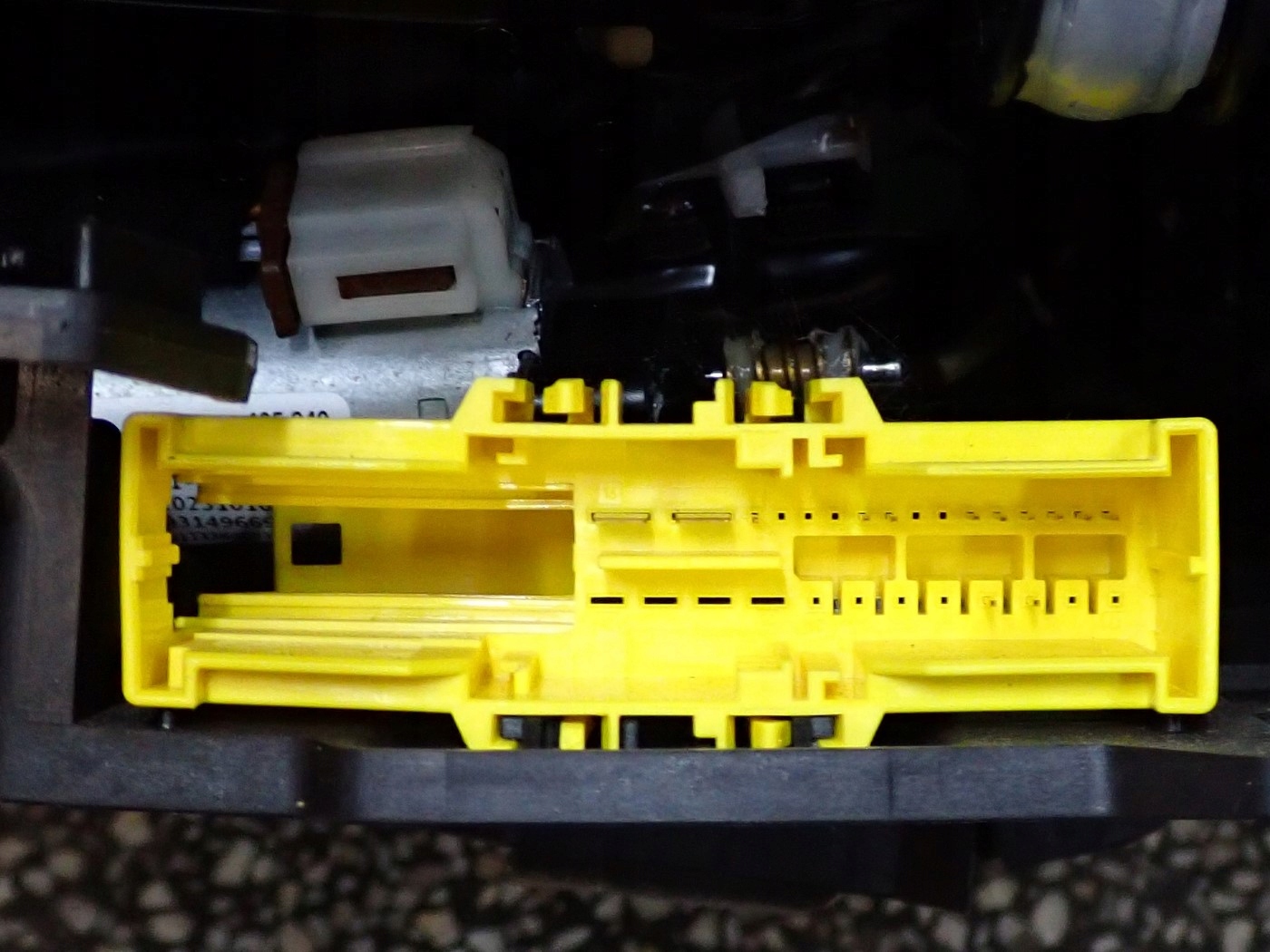 комплект европа оригинал кожа BMW 4 I4 G26 24R