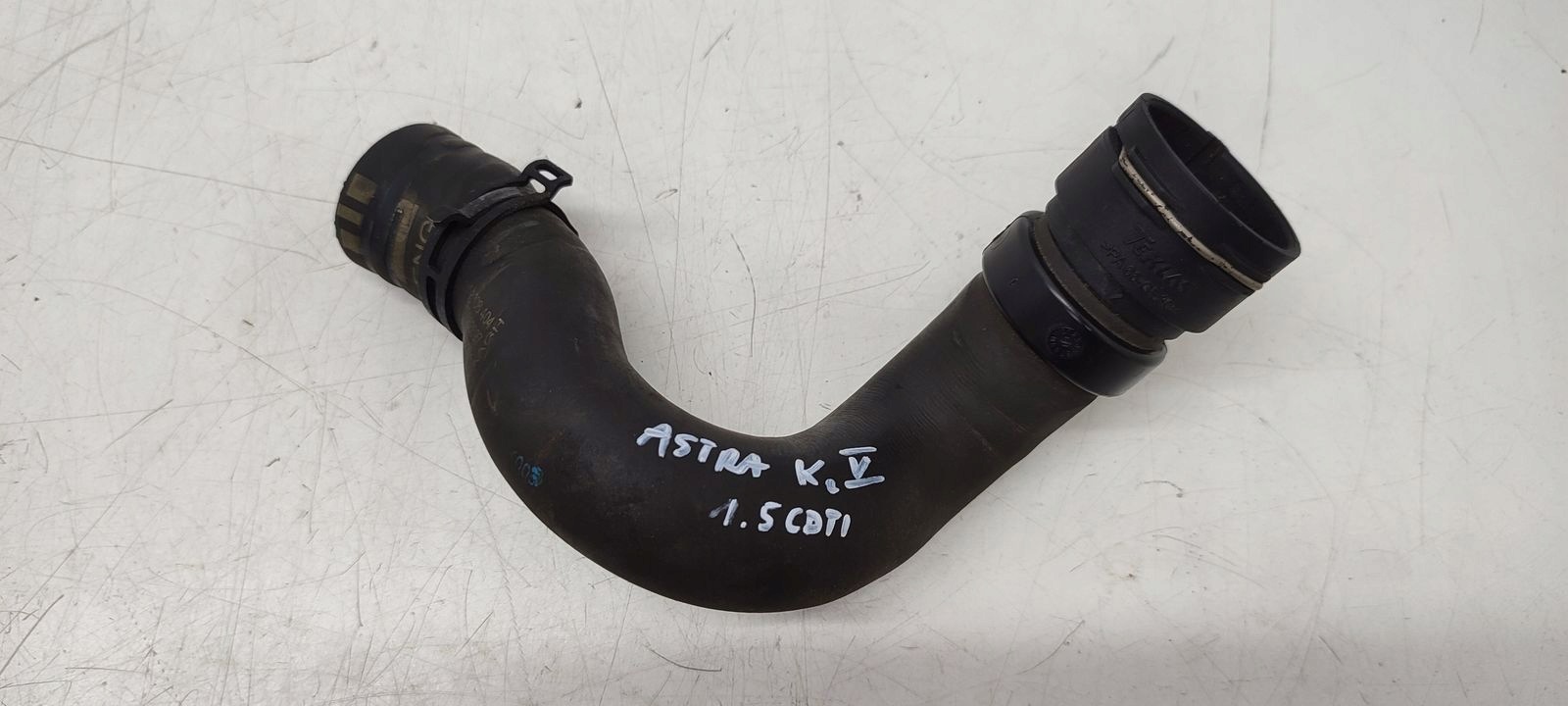 crijevo prijenos vode Opel Astra K LIFT 1,5 CDTI
