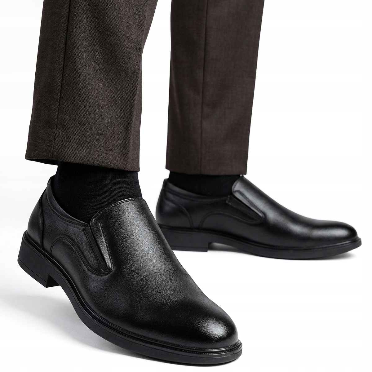 Pánské polobotky v.KŮŽE elegantní Klasické casual Nazouvací Wojtyłko 40