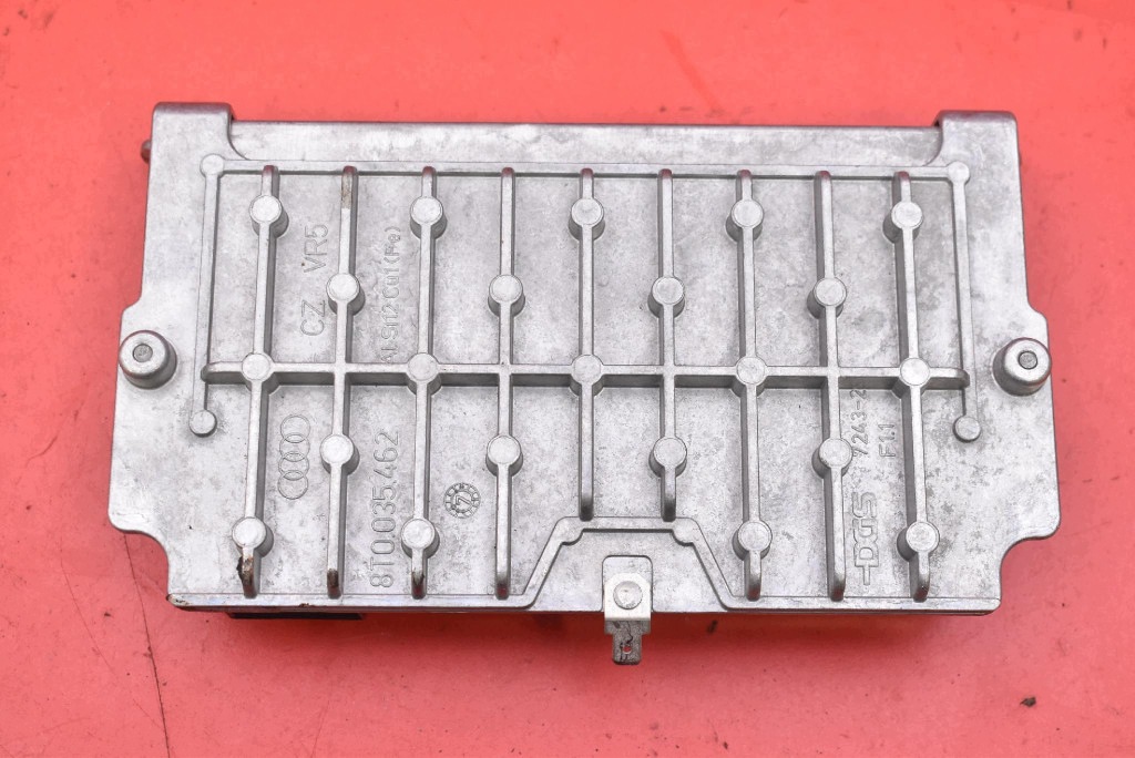 amplifier RADIA 8T0035462 AUDI A4 B8 07-11