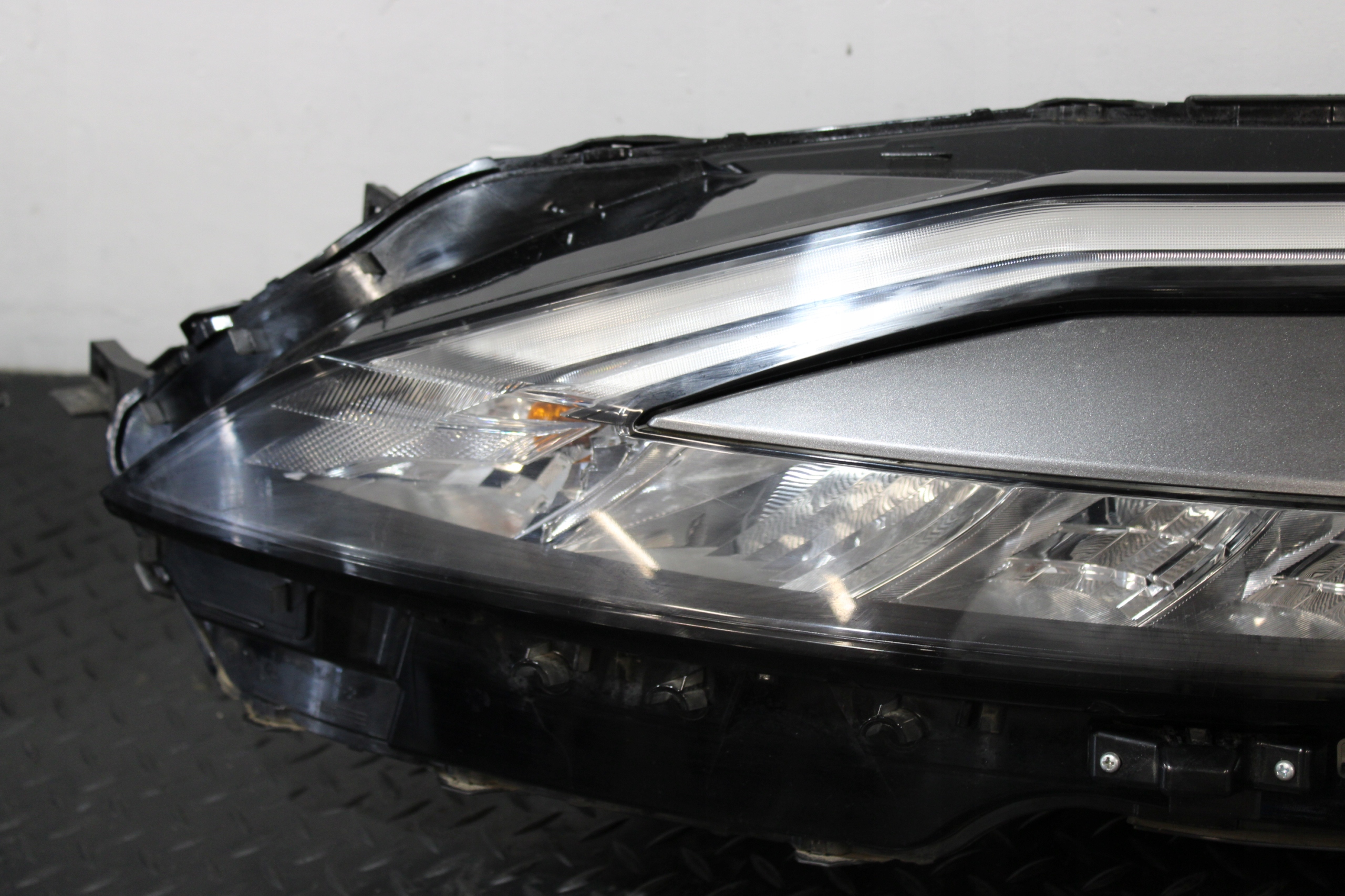 lights front front LED NISSAN QASHQAI J12