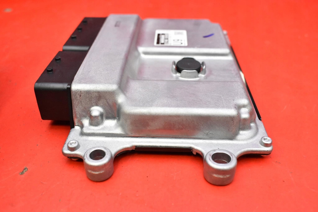 control unit computer of the engine 237405SR2C NISSAN LEAF 2 II ZE1 150 KM 17-21