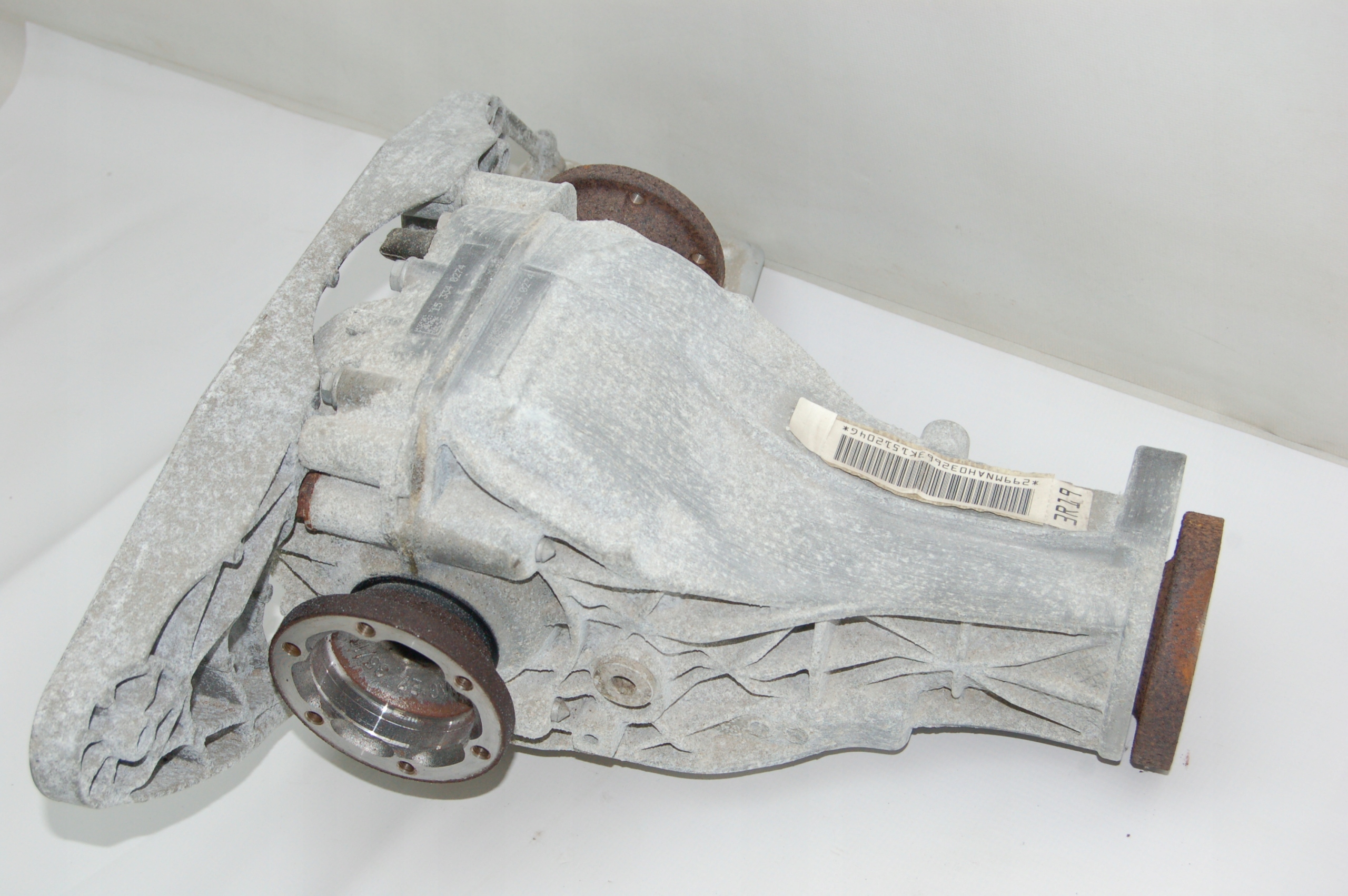 Задний мост дифференциал Audi A4 A5 0BC500044 MNA