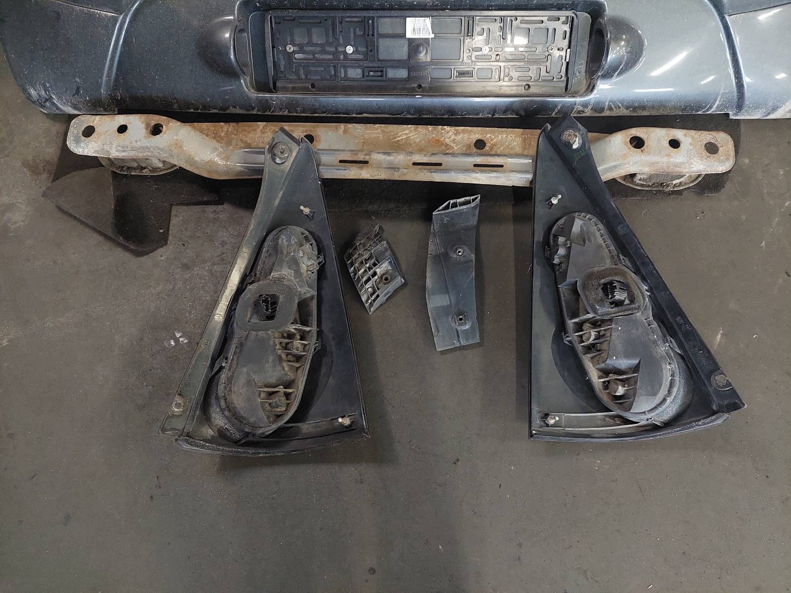 complete rear part CITROEN C1 and KTA trunk door boot bumper rear part lights