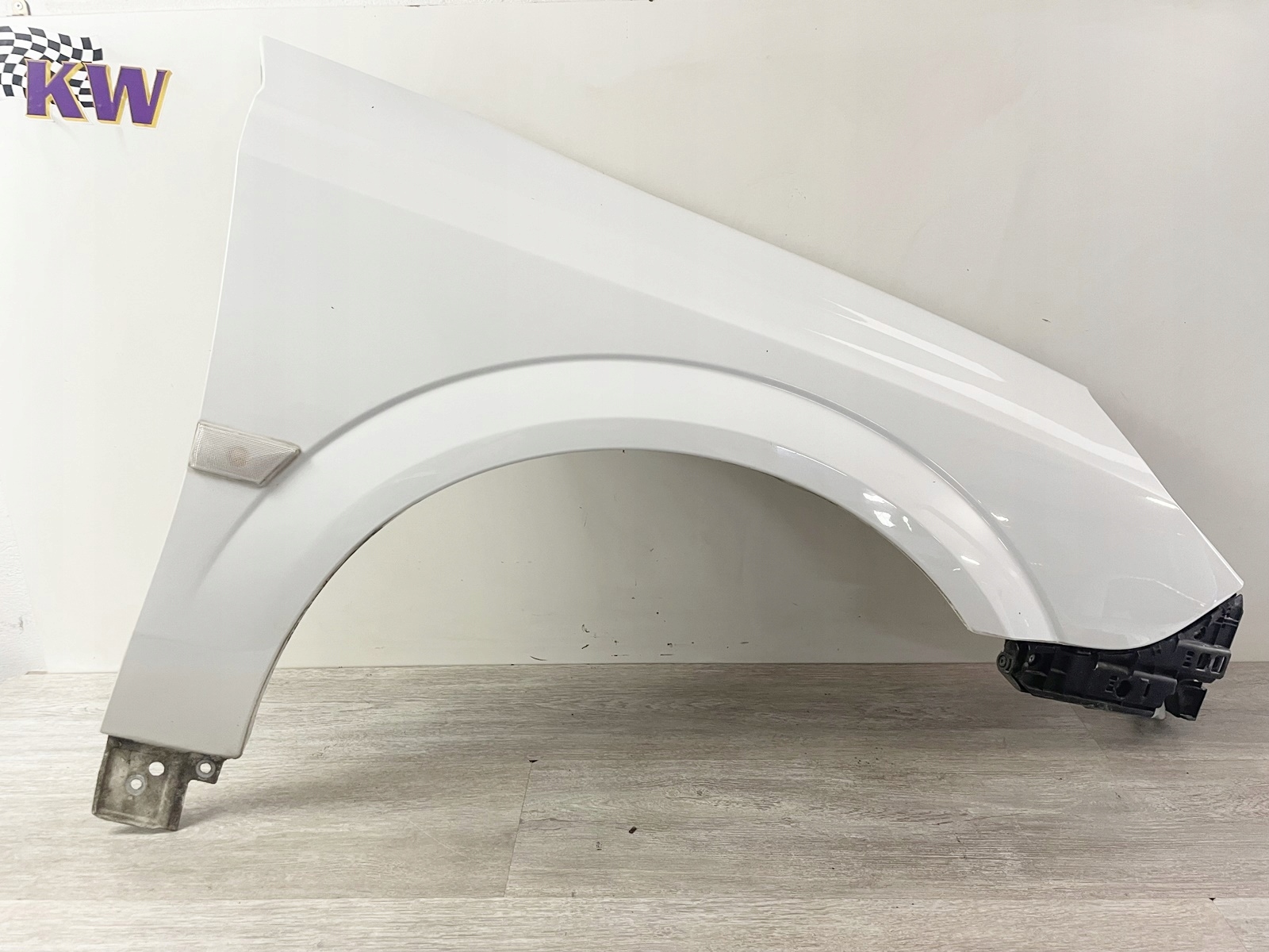 VECTRA C SIGNUM BŁOTNIK PRZEDNI PRAWY LIFT Z474