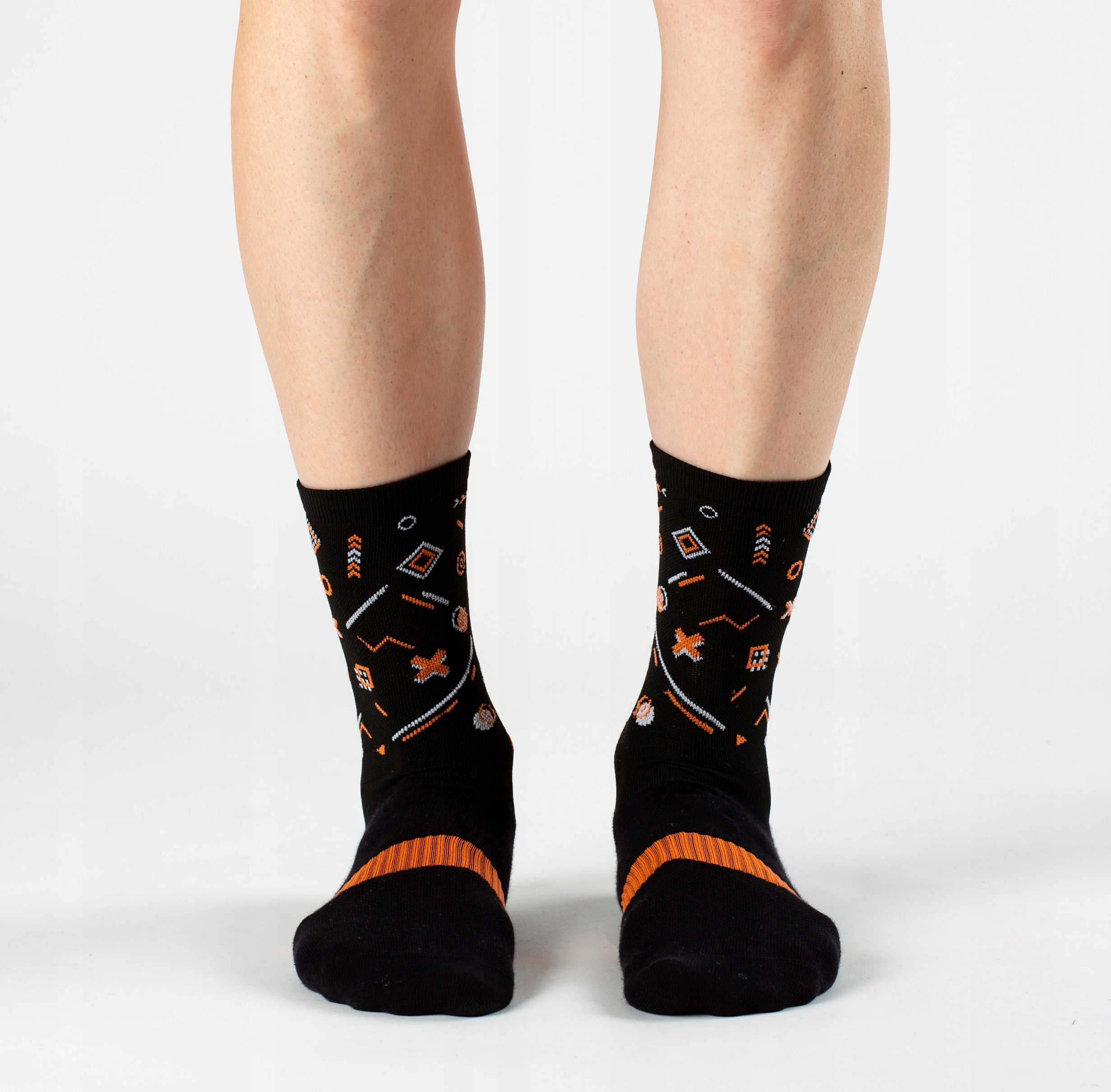 SKARPETKI KOLARSKIE, CZARNE,WZORKI POMARAŃCZ 41-43 Model WS