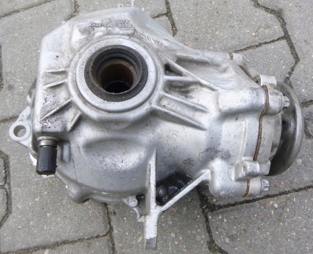 Mercedes C W205 диференціал a2213353400