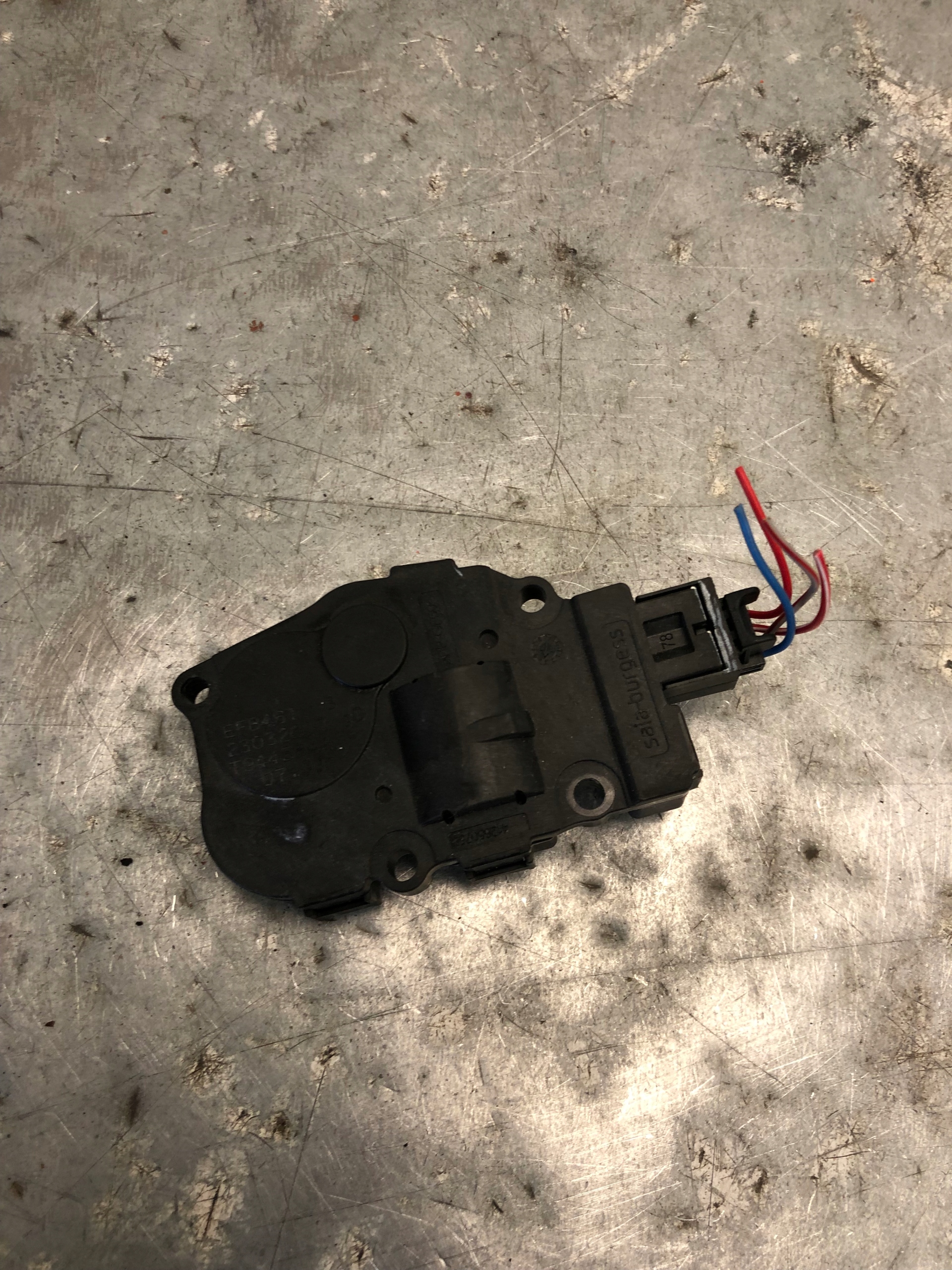 Micro moteur Bloc de chauffage complet MERCEDES W205 EFB461