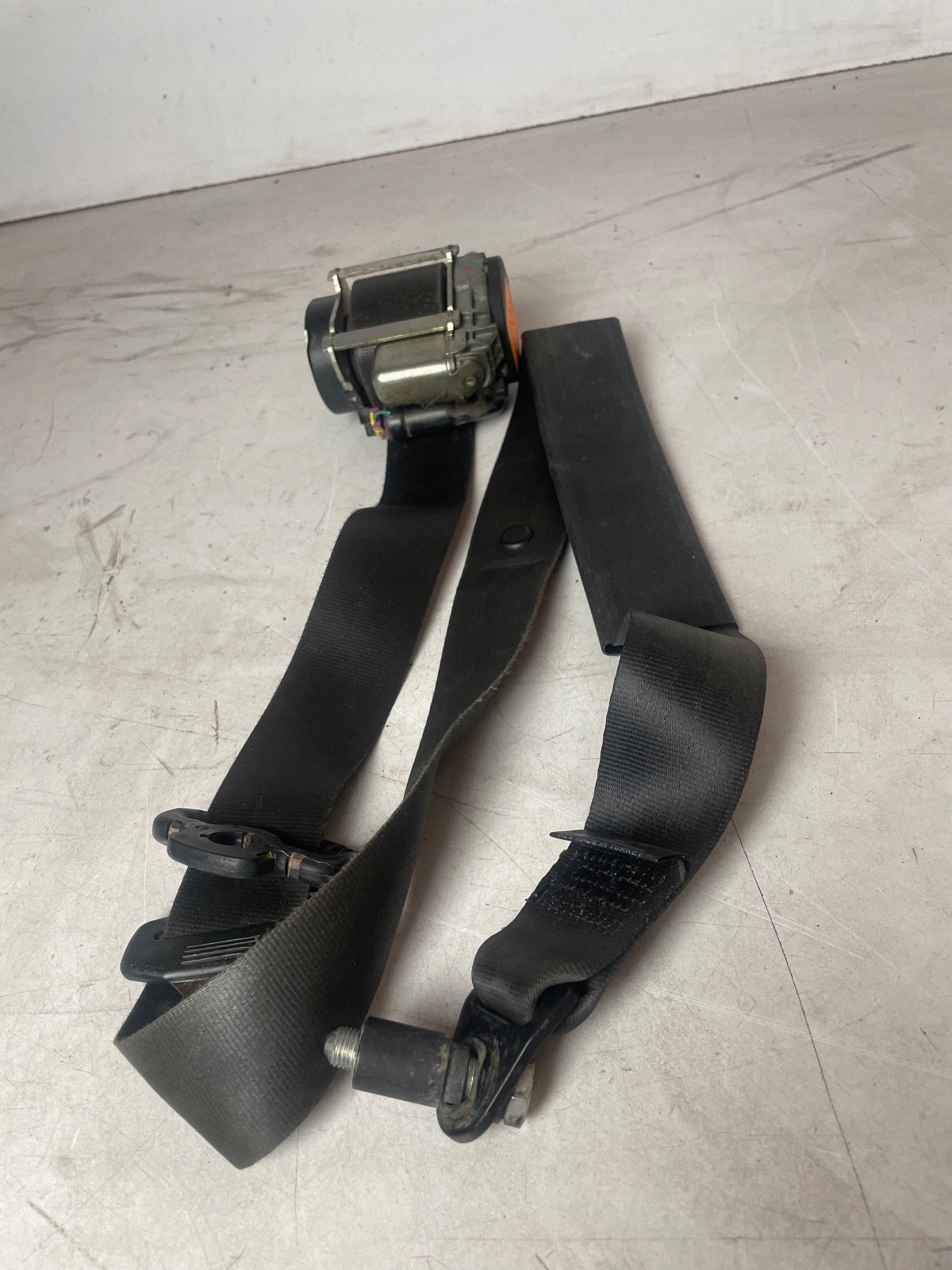 tension belt safety front front right Fiat Doblo II Opel Combo D