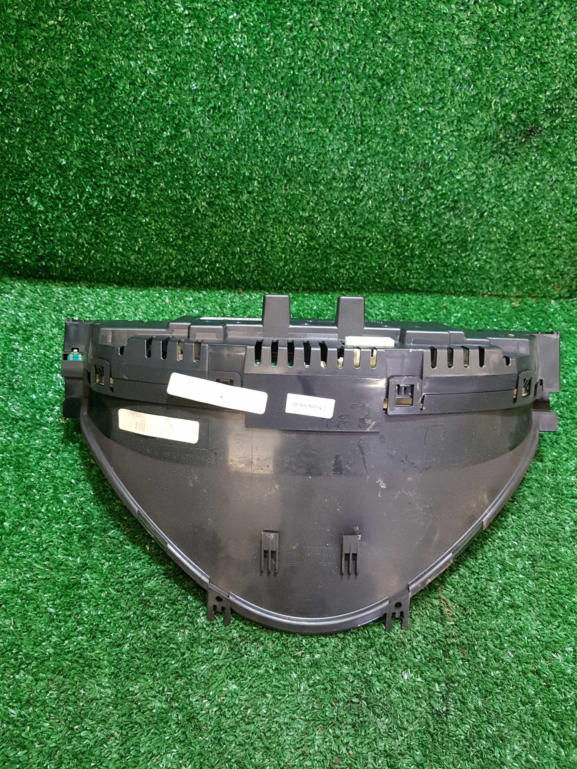 dials dials MERCEDES-BENZ C-KLASA W203 A2035404947