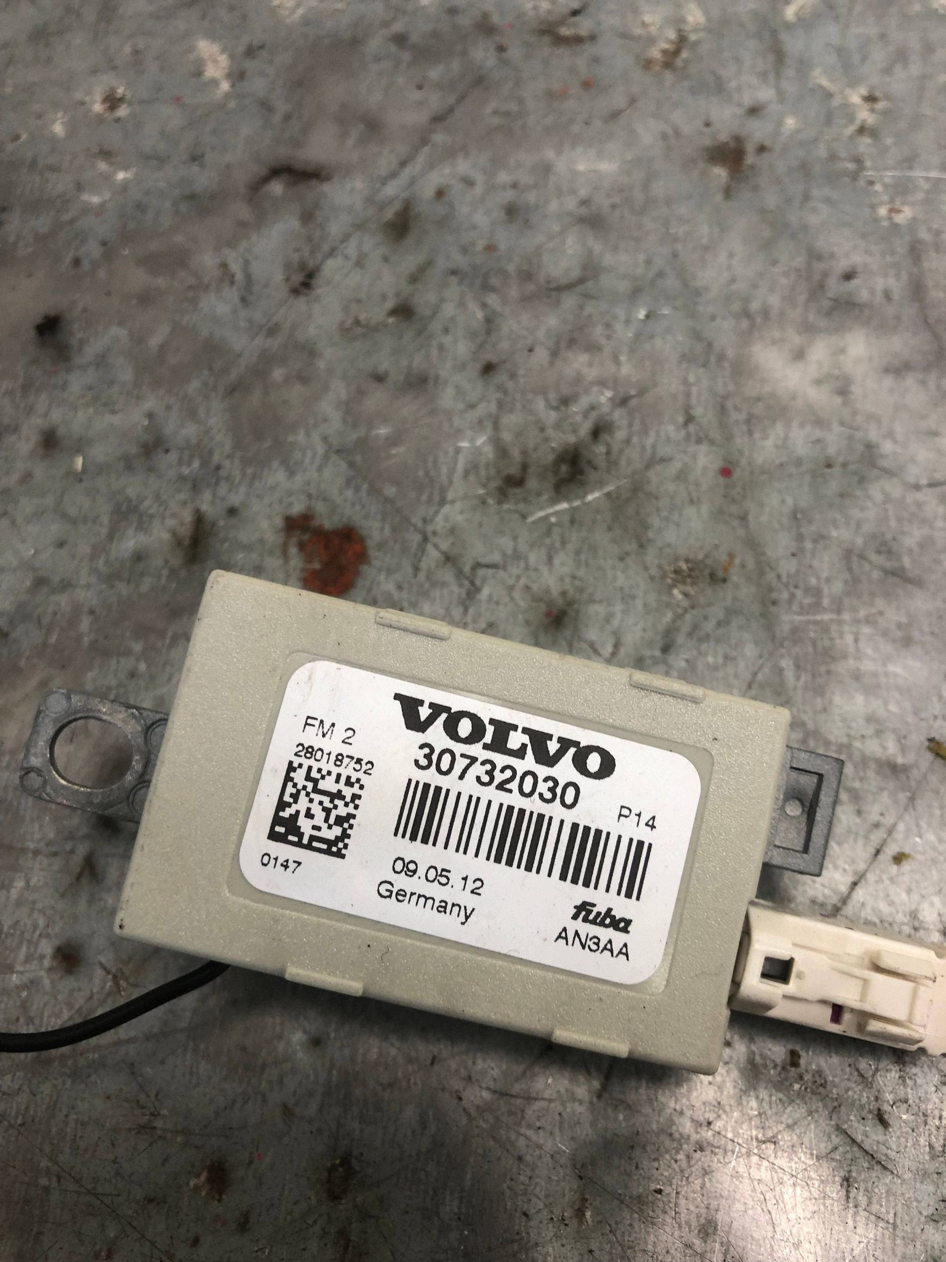 amplifier ANTENY VOLVO C30 LIFT 30732030