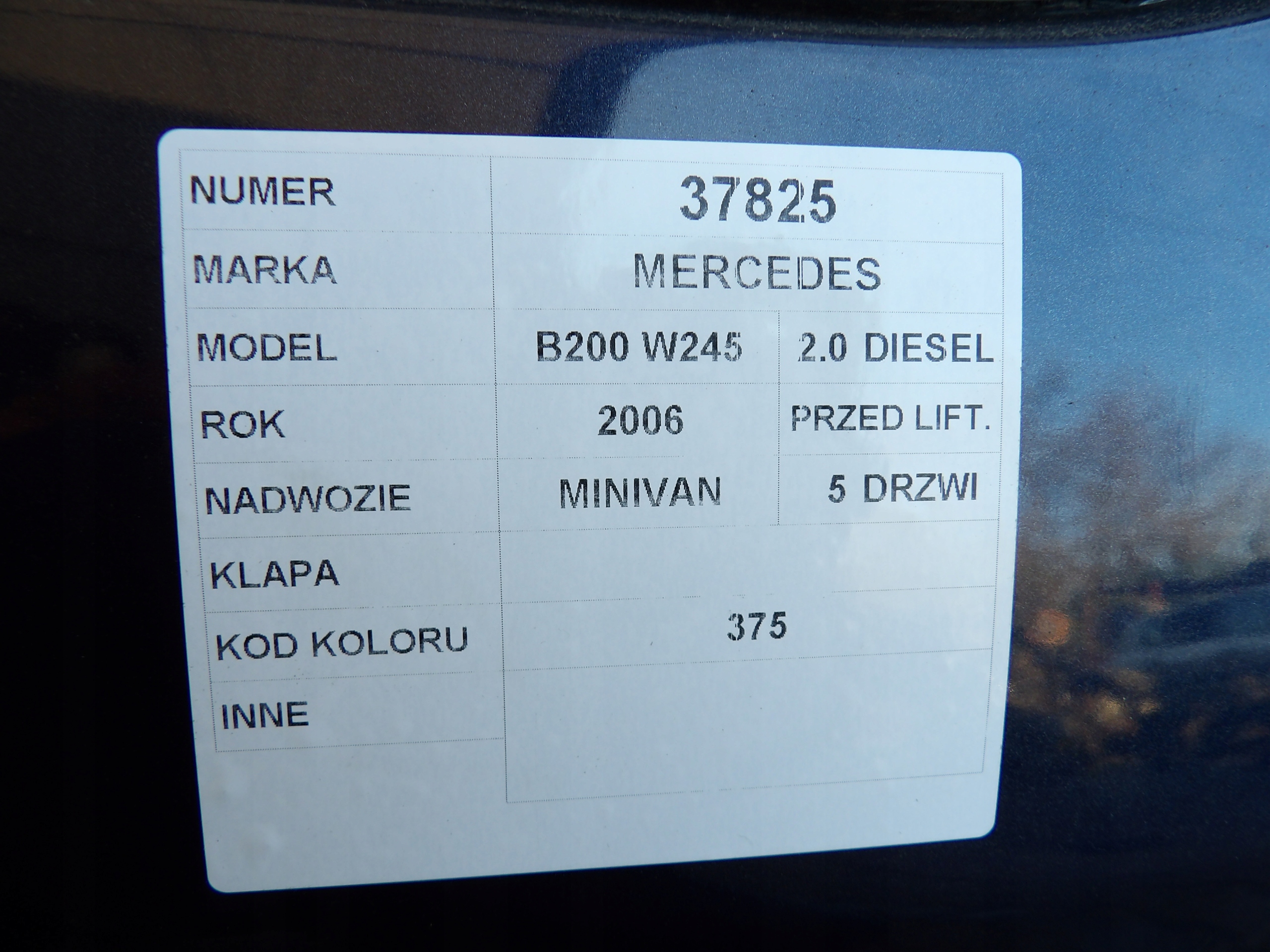 Mercedes W245 boot doors lak. 375