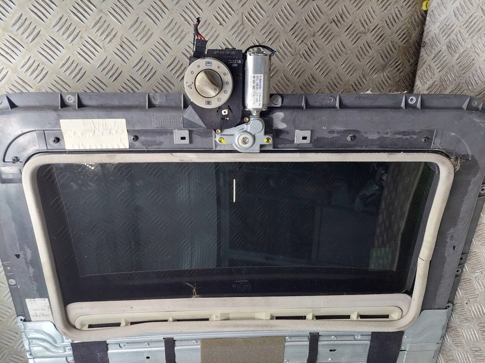 SZYBERDACH ELEKTRYCZNY SPORTAGE I Typ samochodu Samochody osobowe