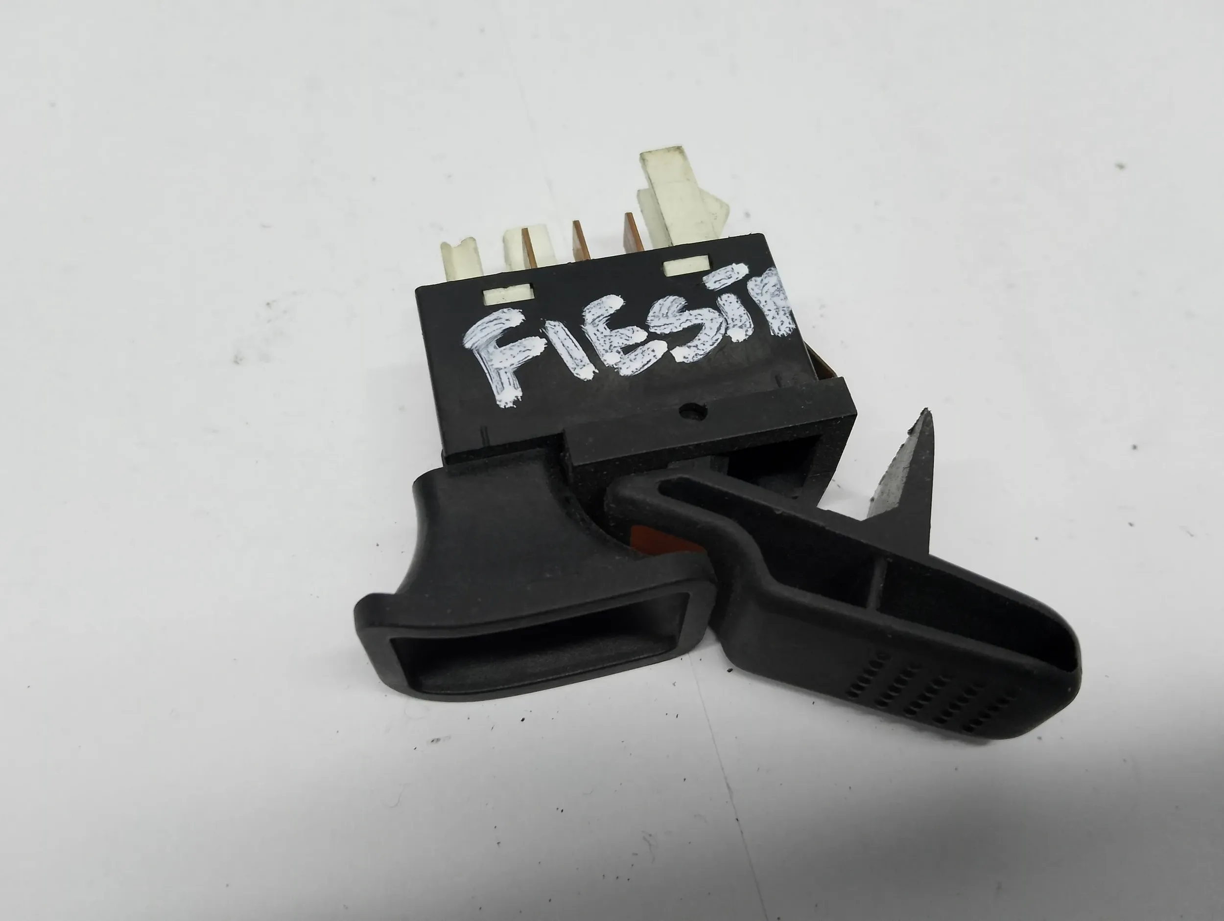switch switch of the heating windows Ford Fiesta Mk2