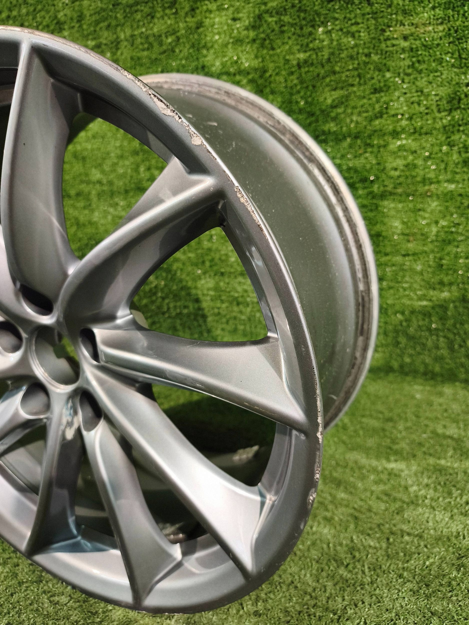 disk ALFA ROMEO GIULIA 18" x 8J ET 33 NR.430