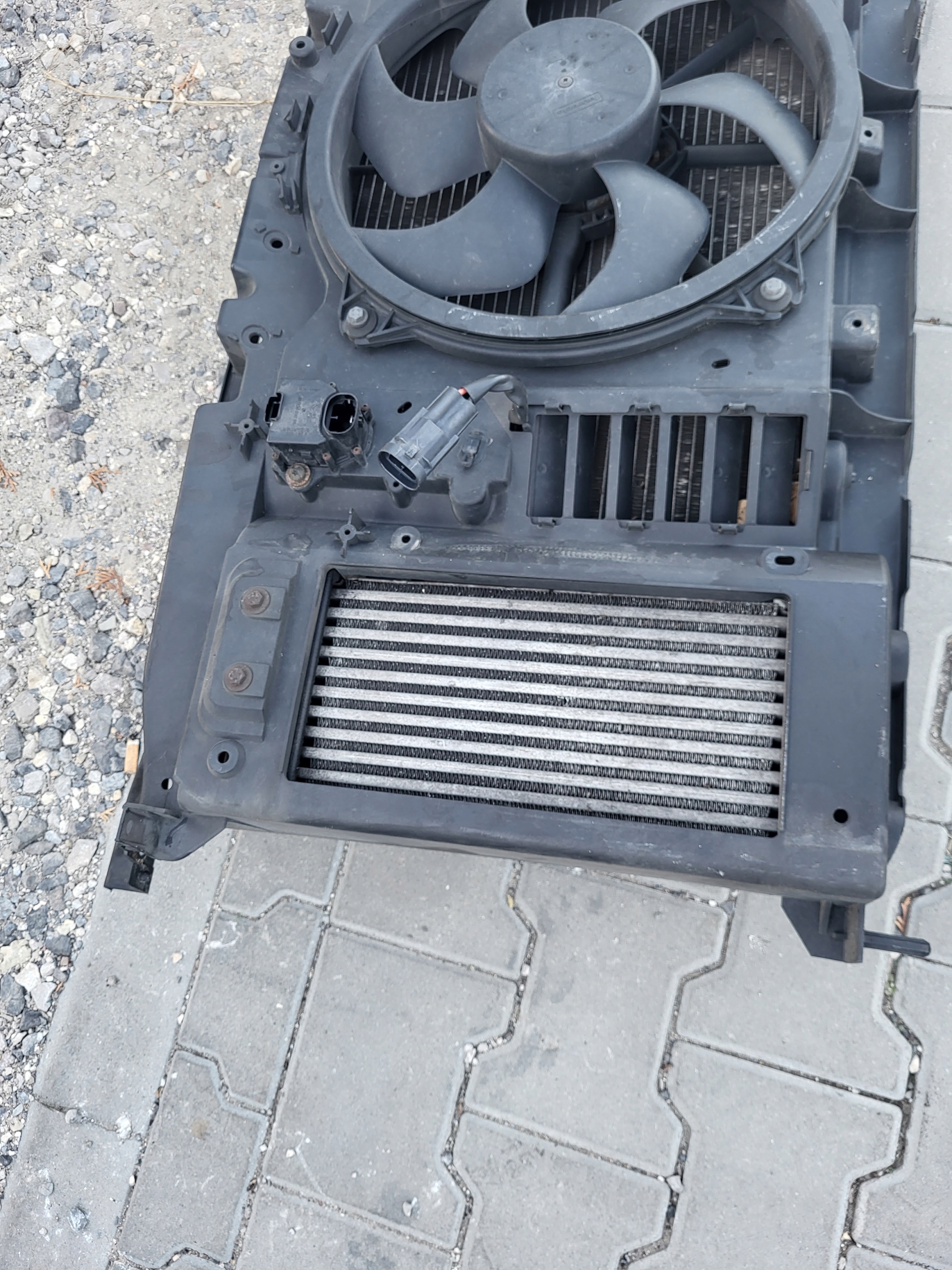 support panel for radiators radiator fan CITROEN C4 PICASSO and 1.6 HDI complete