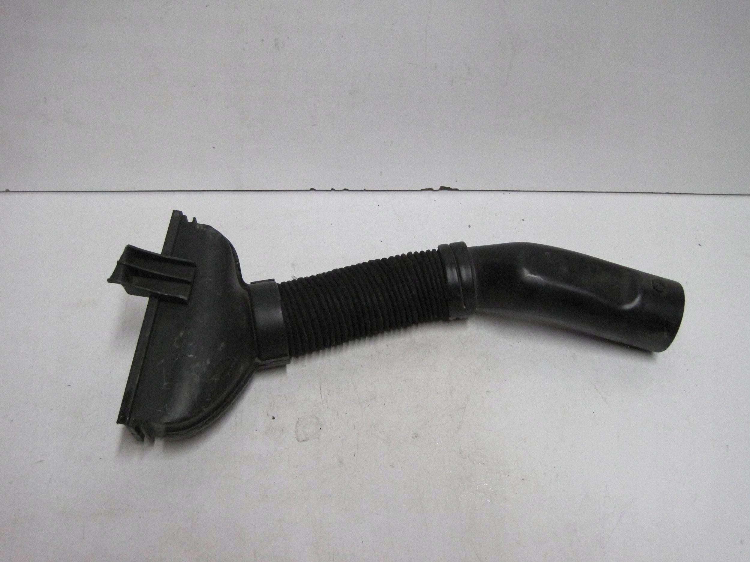 pipe intake PEUGEOT 2008 II 9833418380