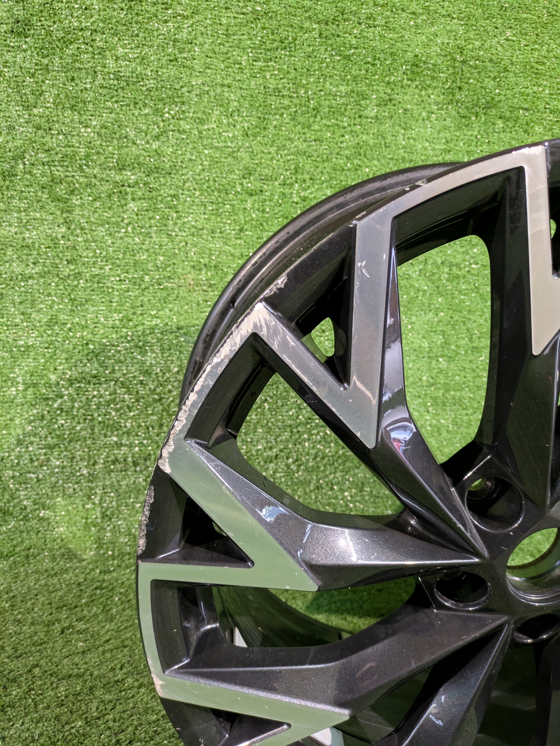 disk disk hliníkový SKODA SUPERB IV 19" x 8" ET44 NR.195