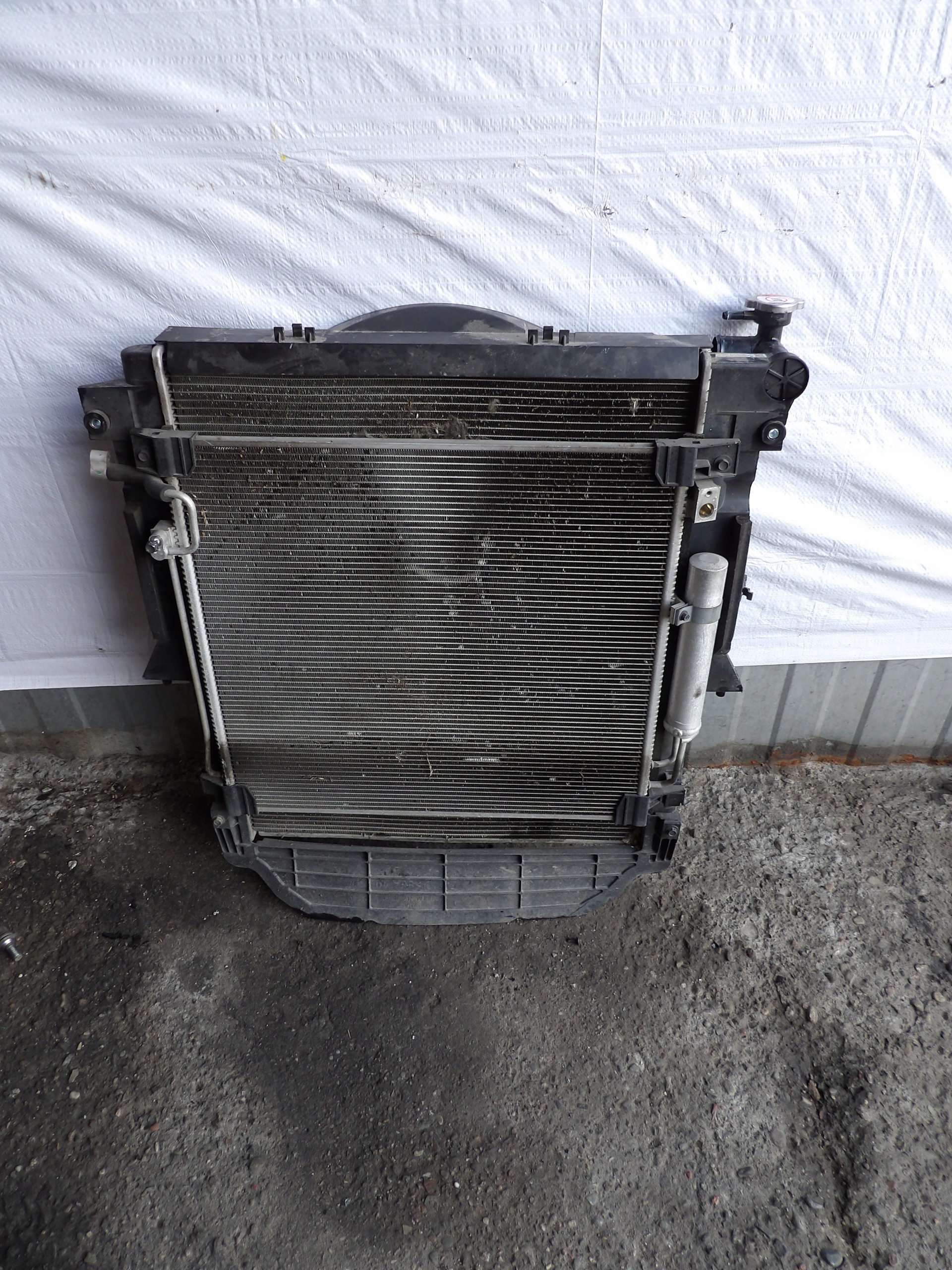 CHŁODNICE KOMPLET MITSUBISHI L200 2015-2019