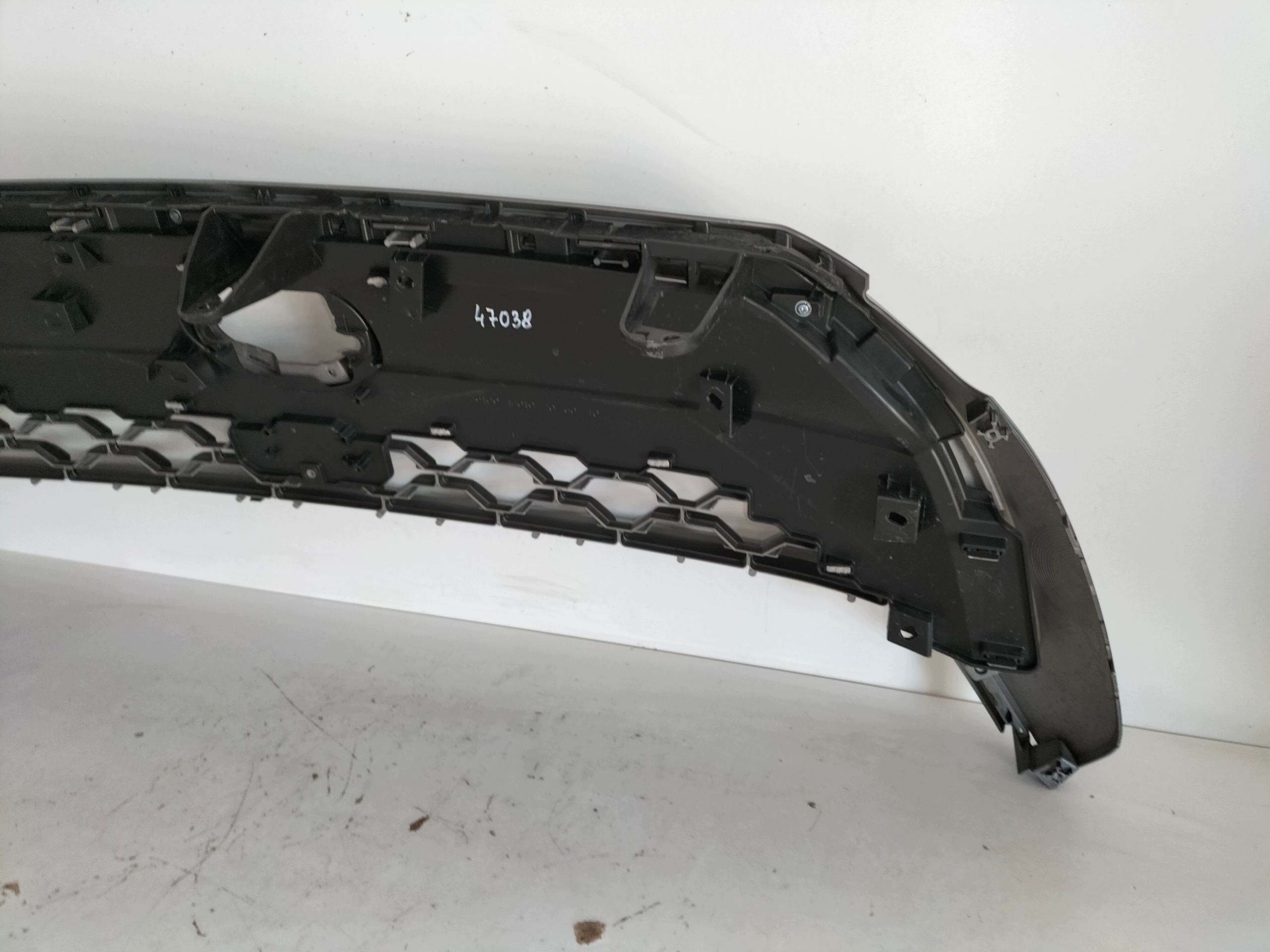 grille grid grill front TOYOTA COROLLA CROSS 20