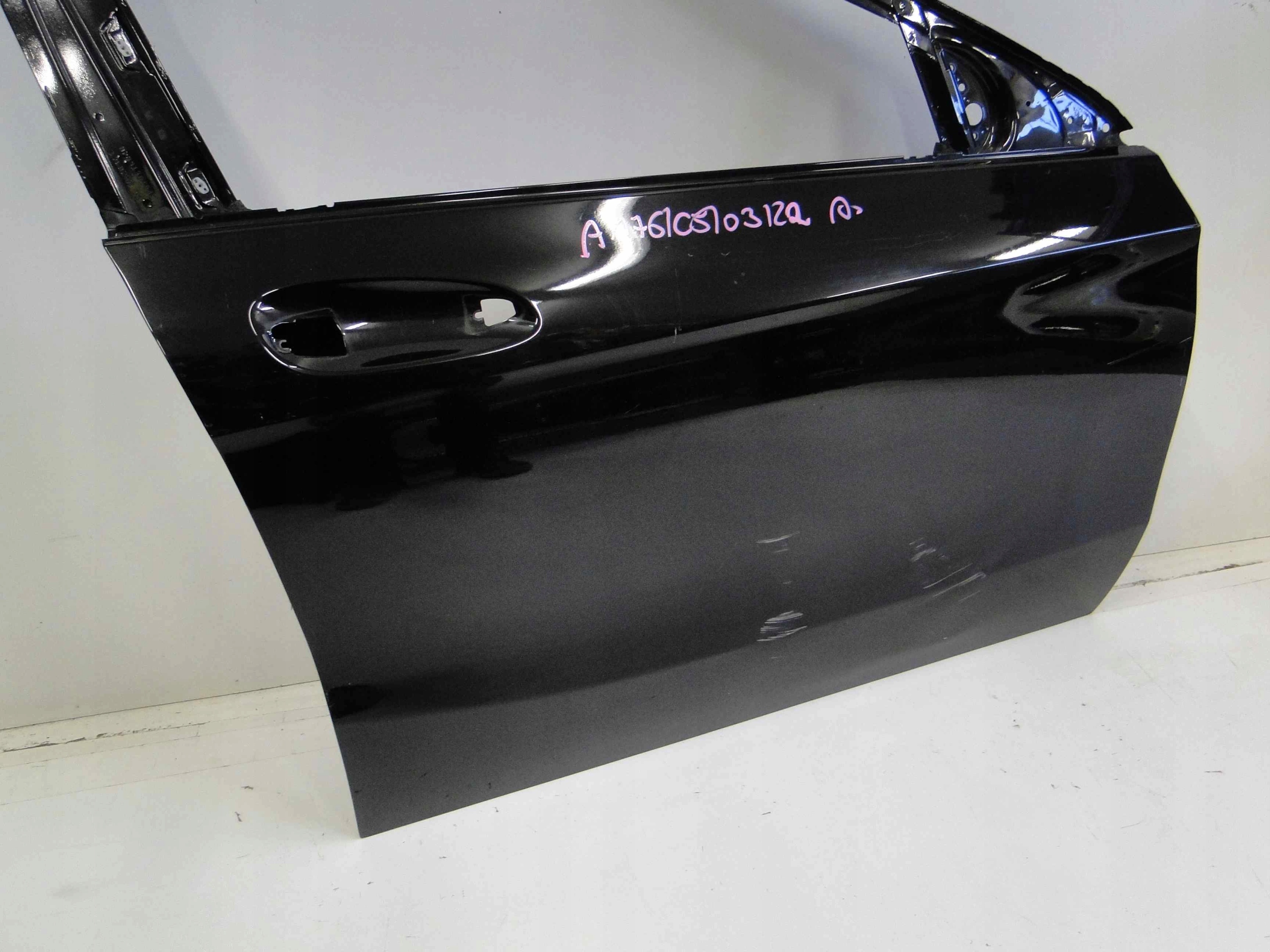 MERCEDES A KLASA W176 176 DRZWI PRZEDNIE PRAWE Typ samochodu Samochody osobowe