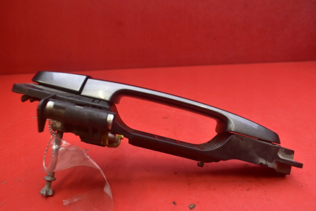 handle left front front 1G3 TOYOTA COROLLA E14 06-10