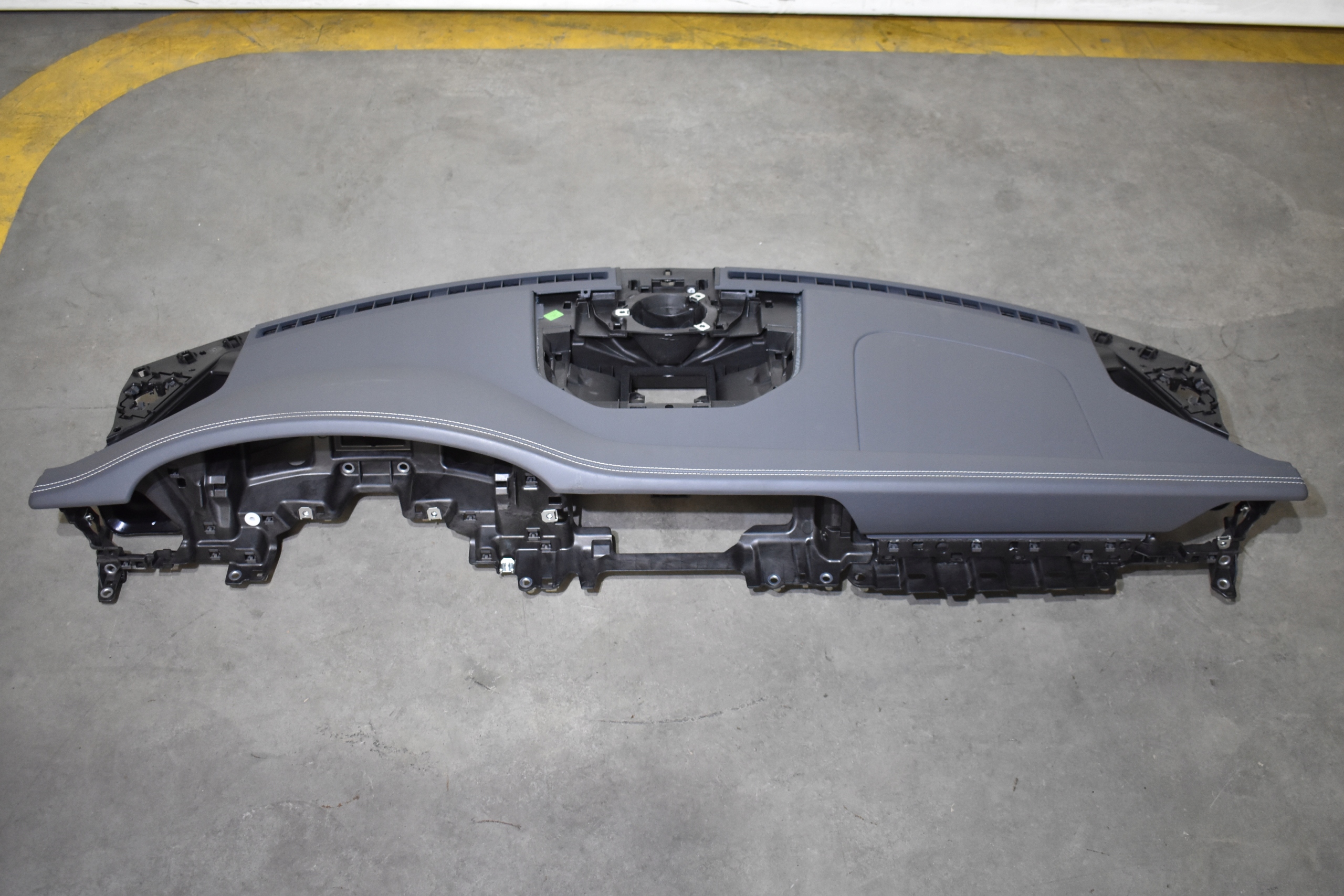 IDEALNA console leather NAPPA grey PORSCHE 992 1