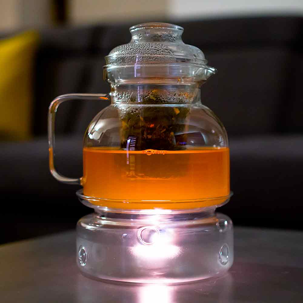 DZBANEK BEROX Z PODGRZEWACZEM I ZAPARZACZEM 1,5 L Kolor przezroczysty