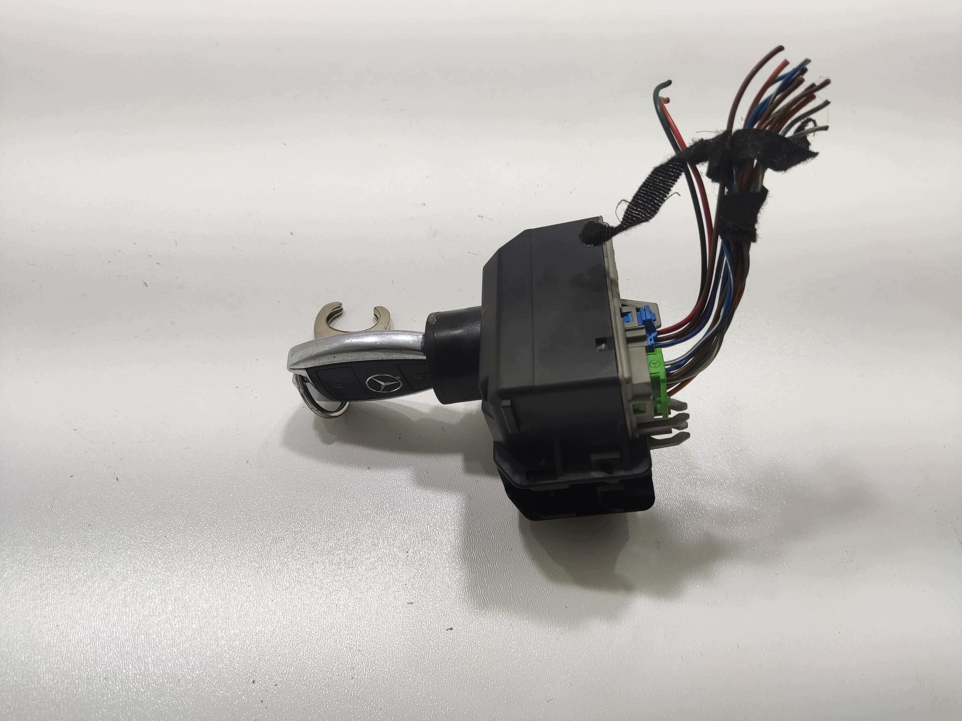 ignition key PILOT MERCEDES B-KLASA W246 2011-2014 A2469059900