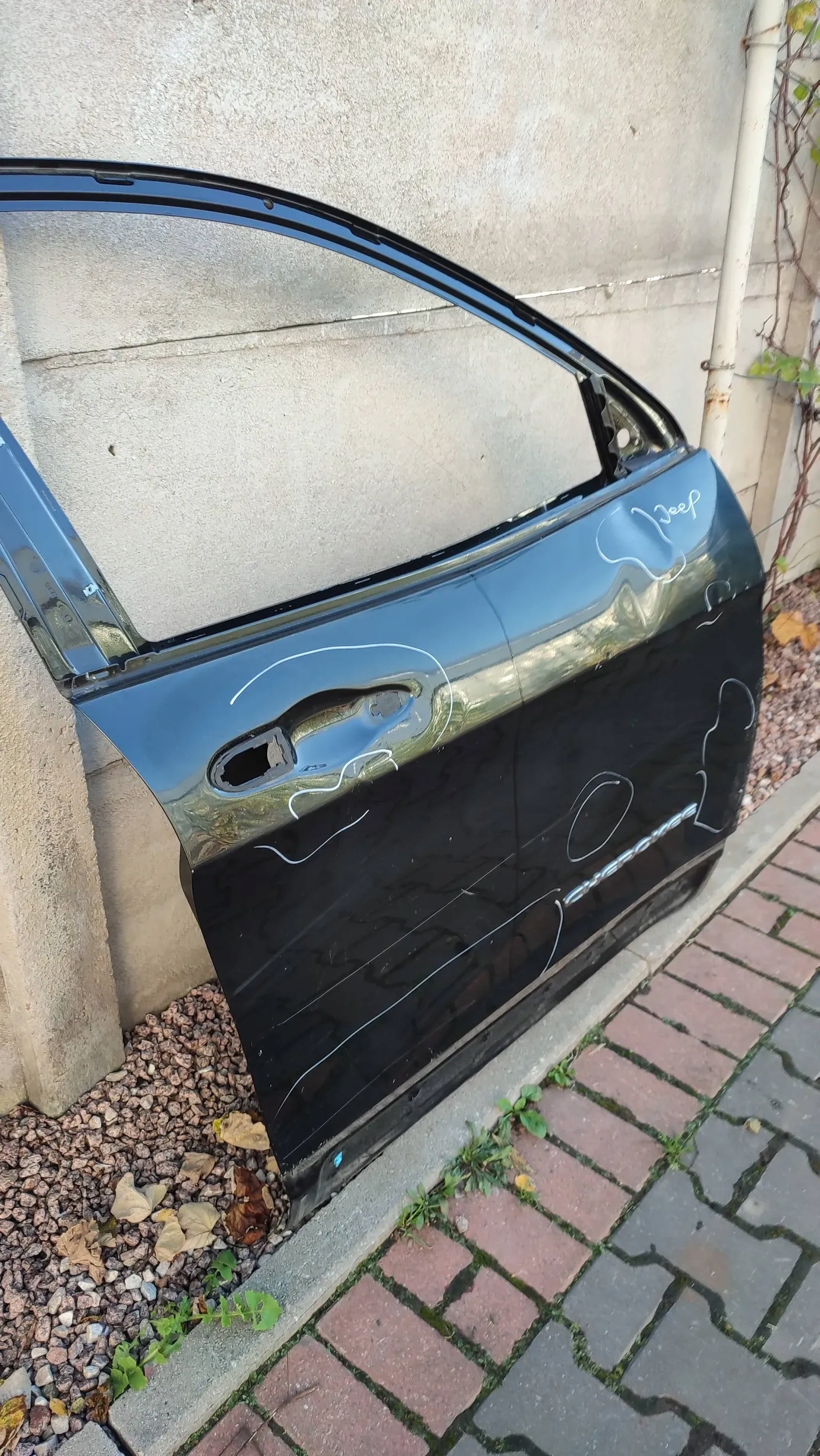 Jeep Cherokee 2015 předek strana pravá dveře