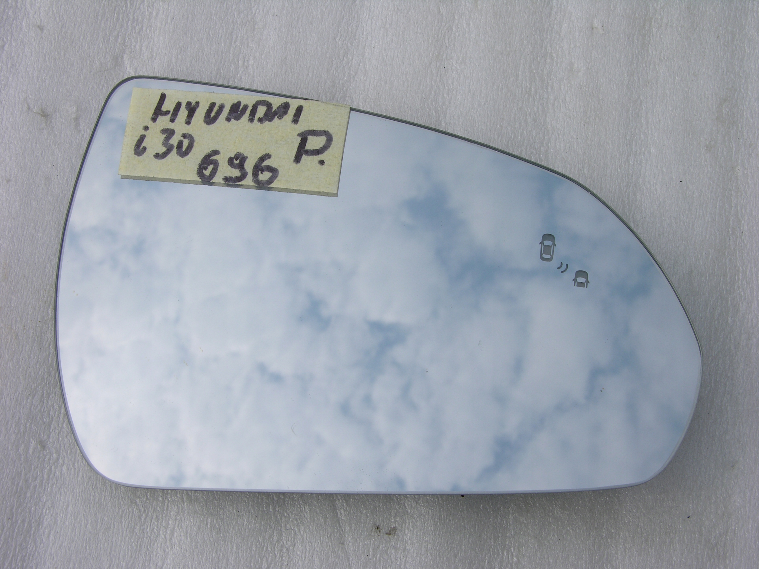 Hyundai i30 17-20 патрон зеркала правый ассистент
